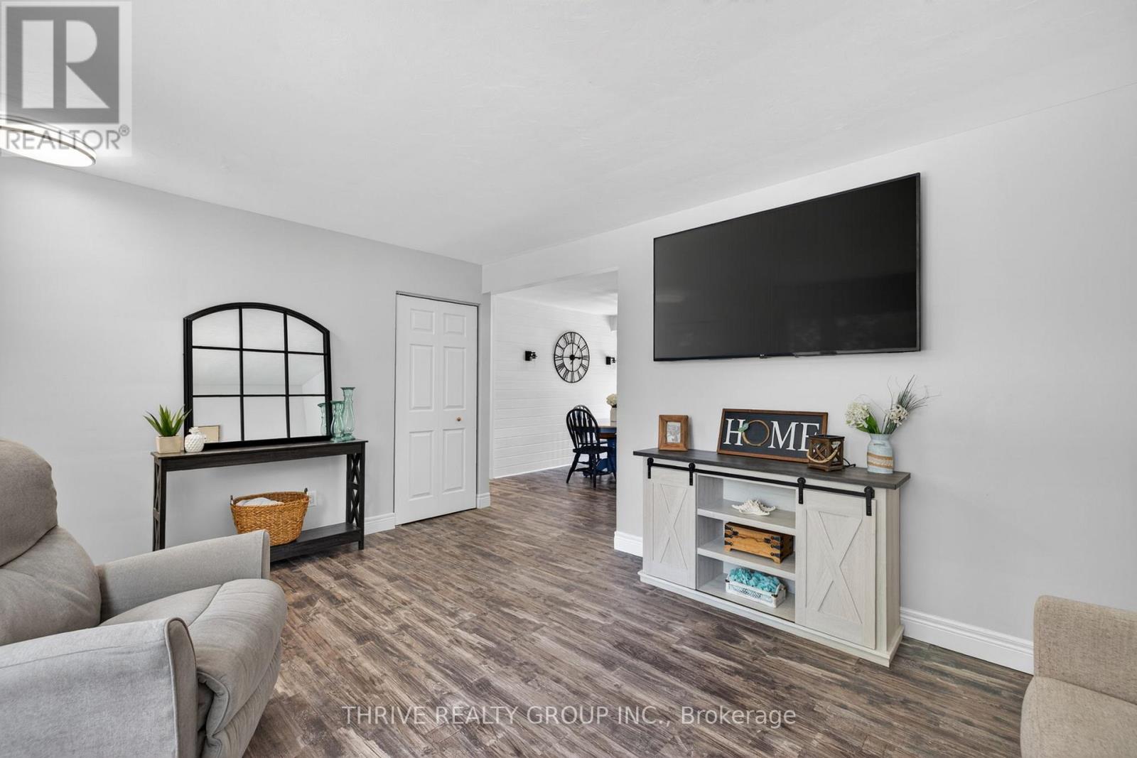 85 VANBUSKIRK DRIVE - 5