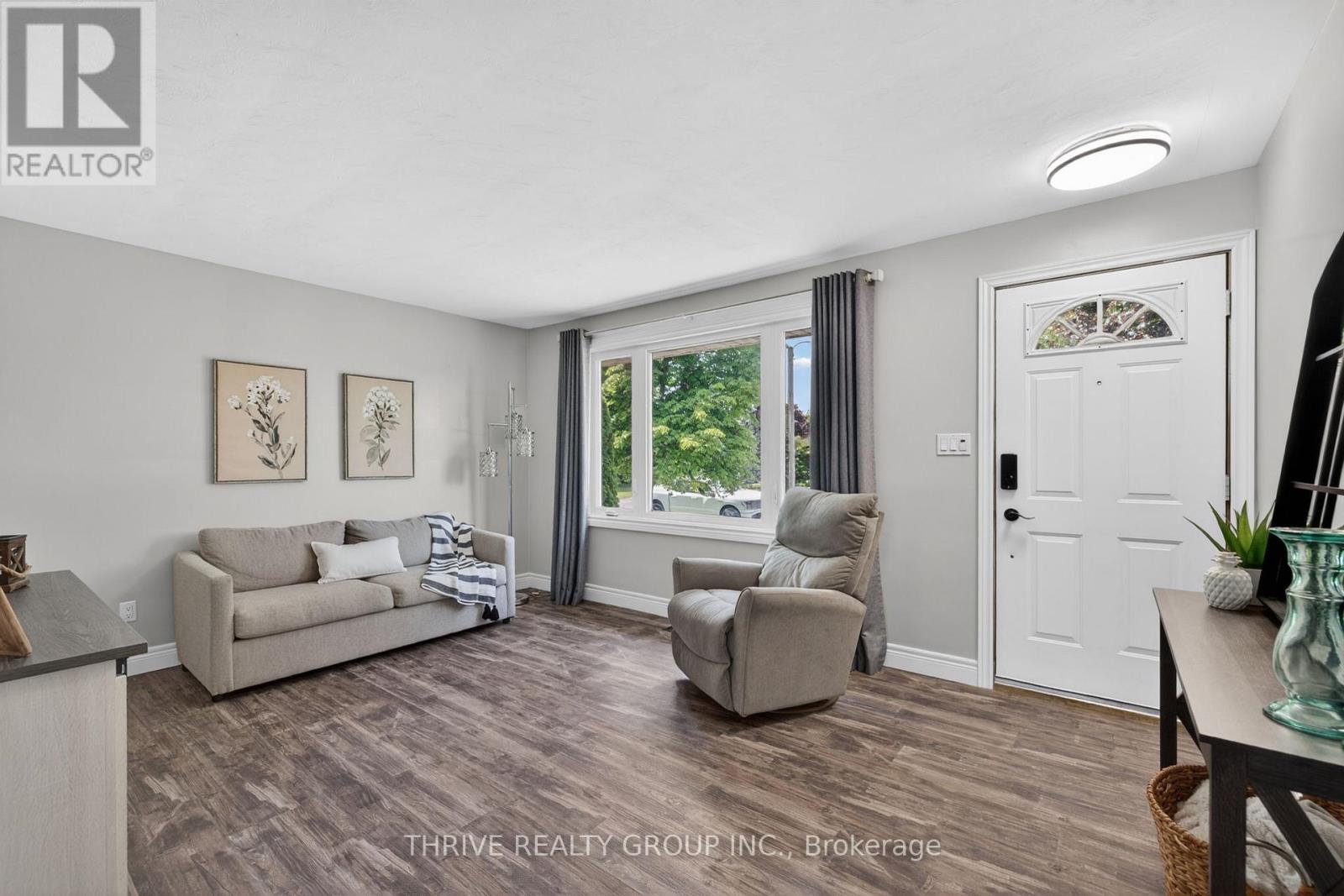 85 VANBUSKIRK DRIVE - 7