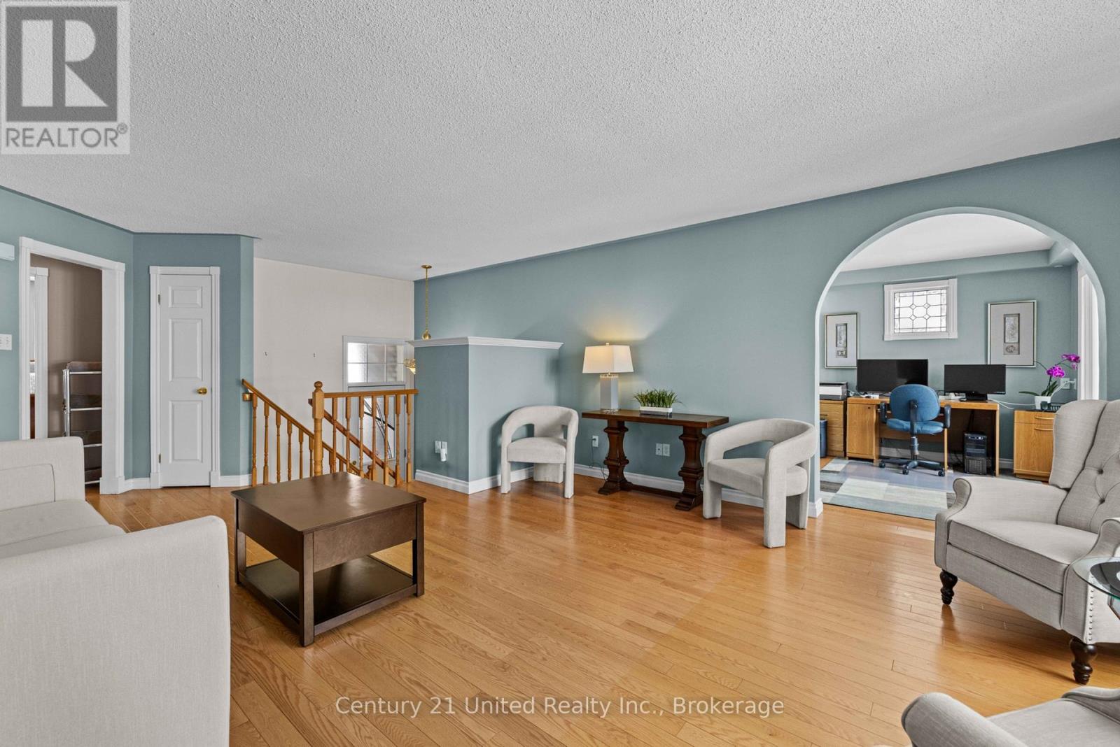 640 BREALEY DRIVE - 5