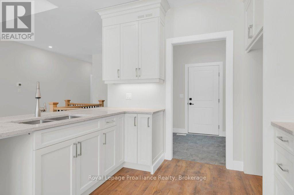 8 DUNMOR STREET - 19