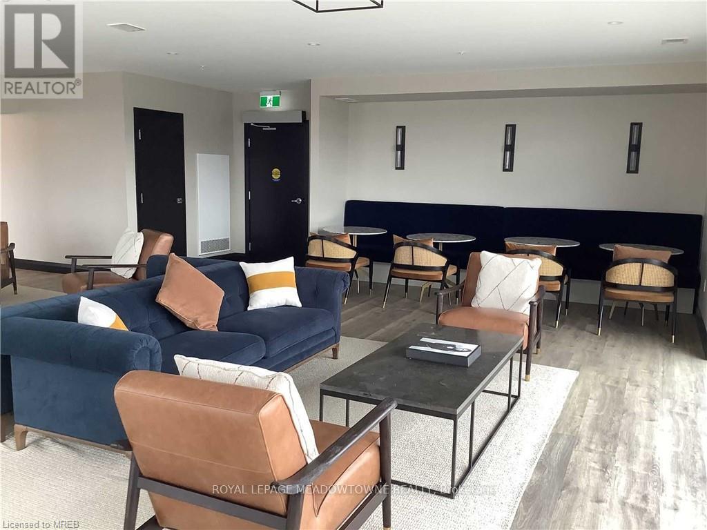 #1304 15 GLEBE STREET E - 21