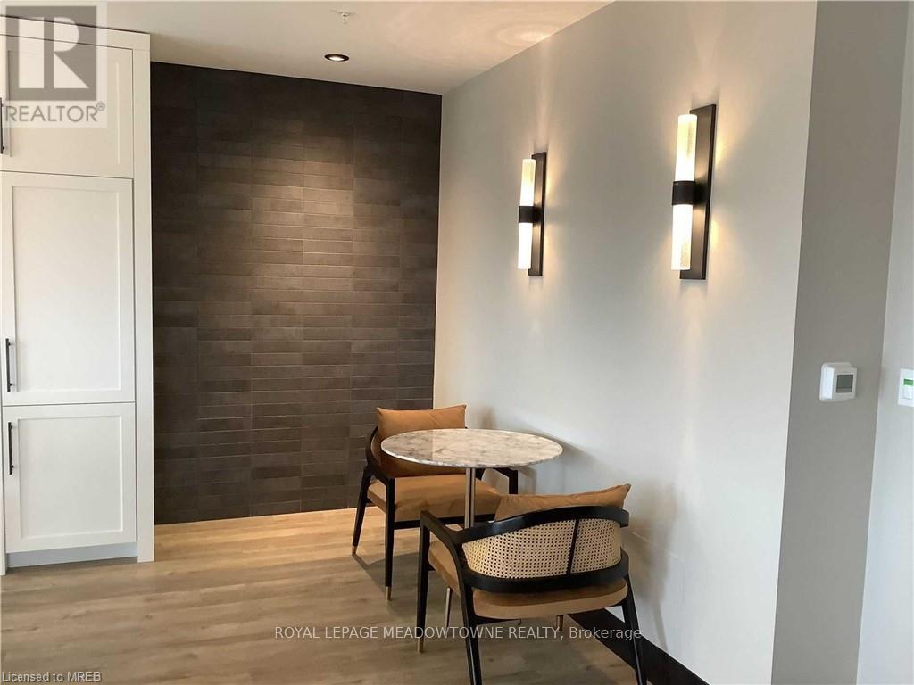 #1304 15 GLEBE STREET E - 22