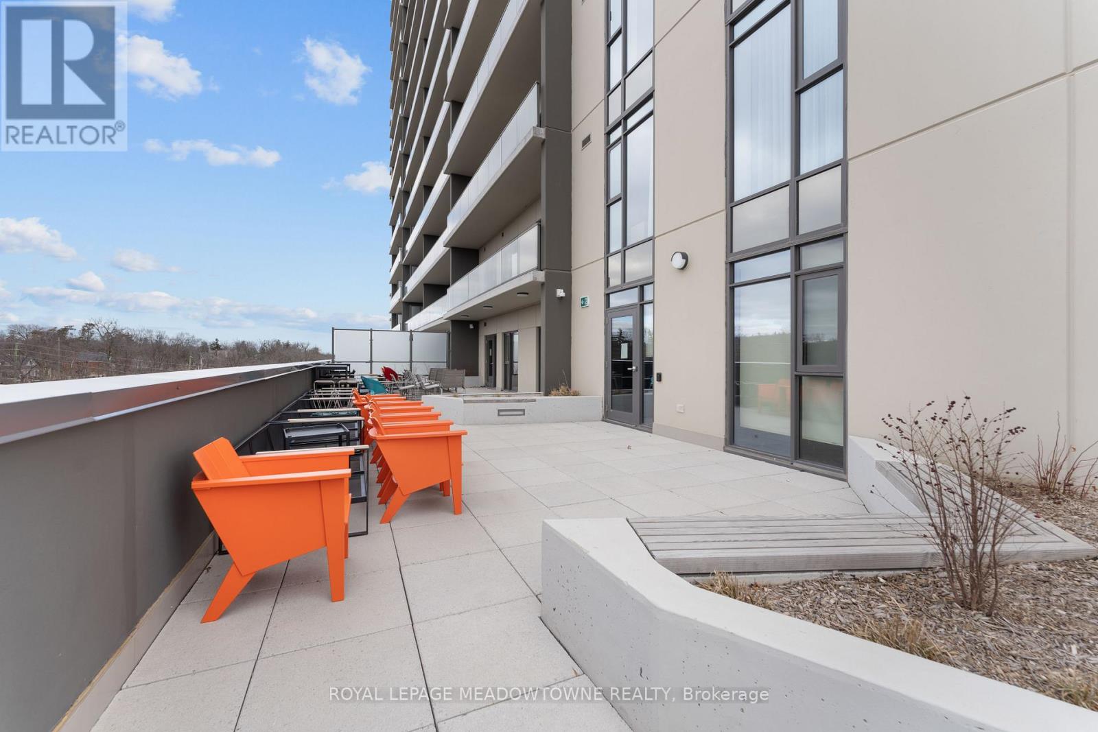 #1304 15 GLEBE STREET E - 27