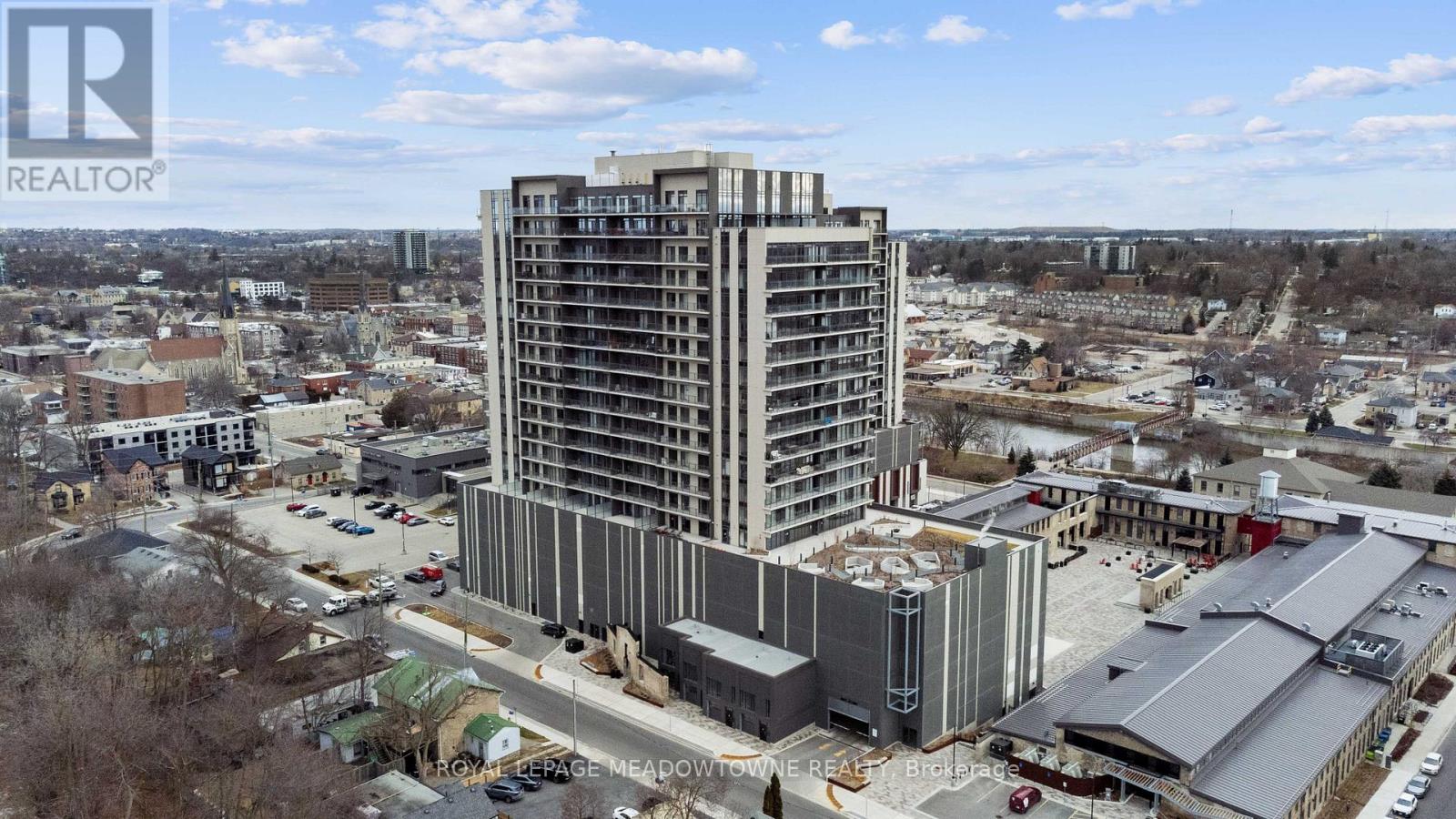 #1304 15 GLEBE STREET E - 31