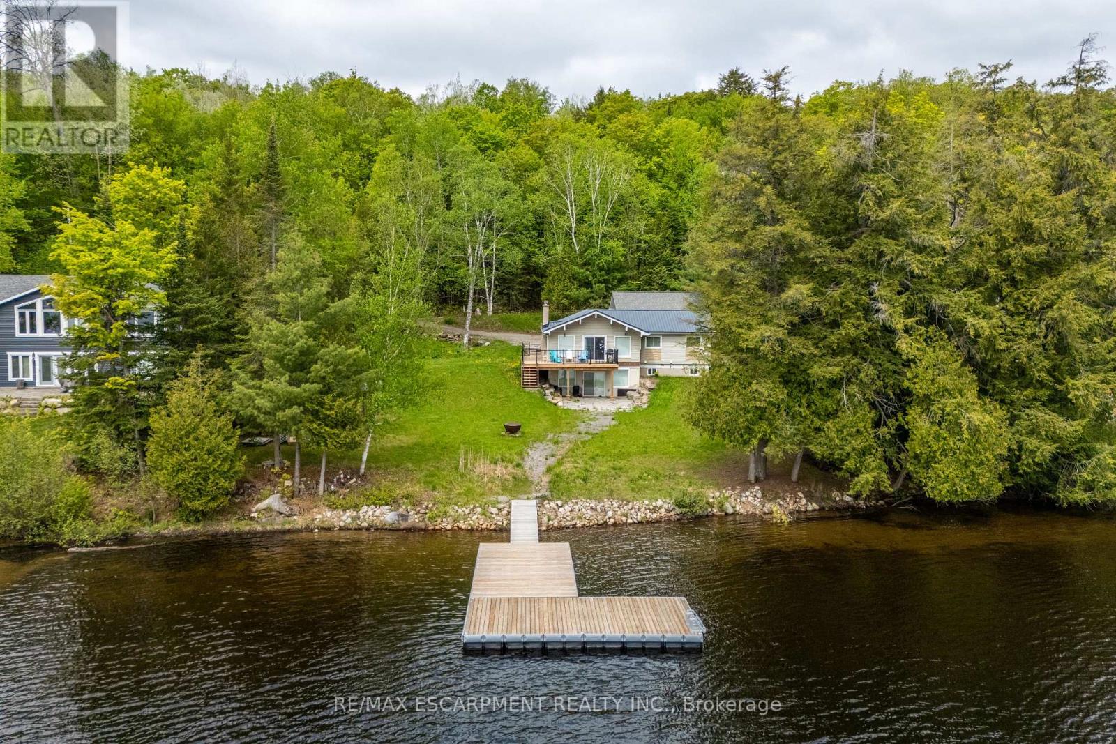 1056 INAWENDAWIN ROAD - 4