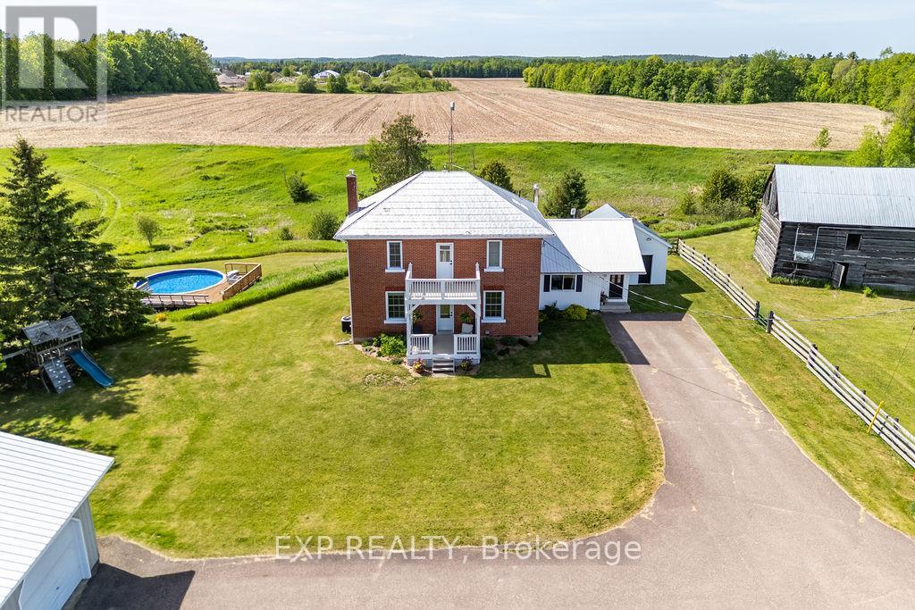 1382 LOCHWINNOCH ROAD - 2