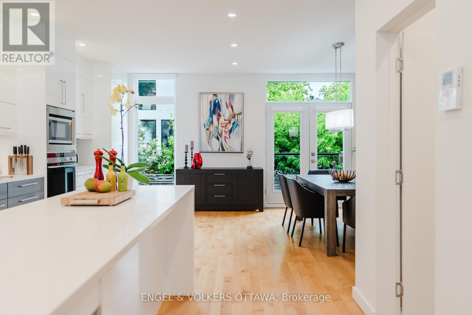 373 BERKLEY AVENUE - 20