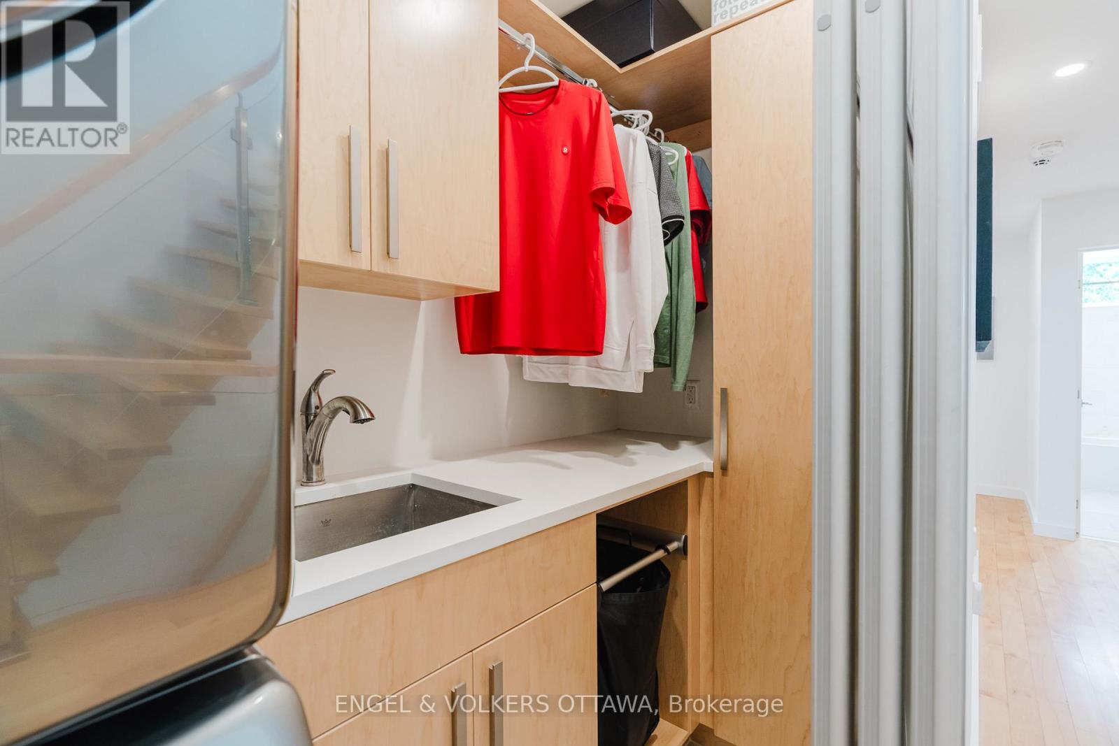 373 BERKLEY AVENUE - 37