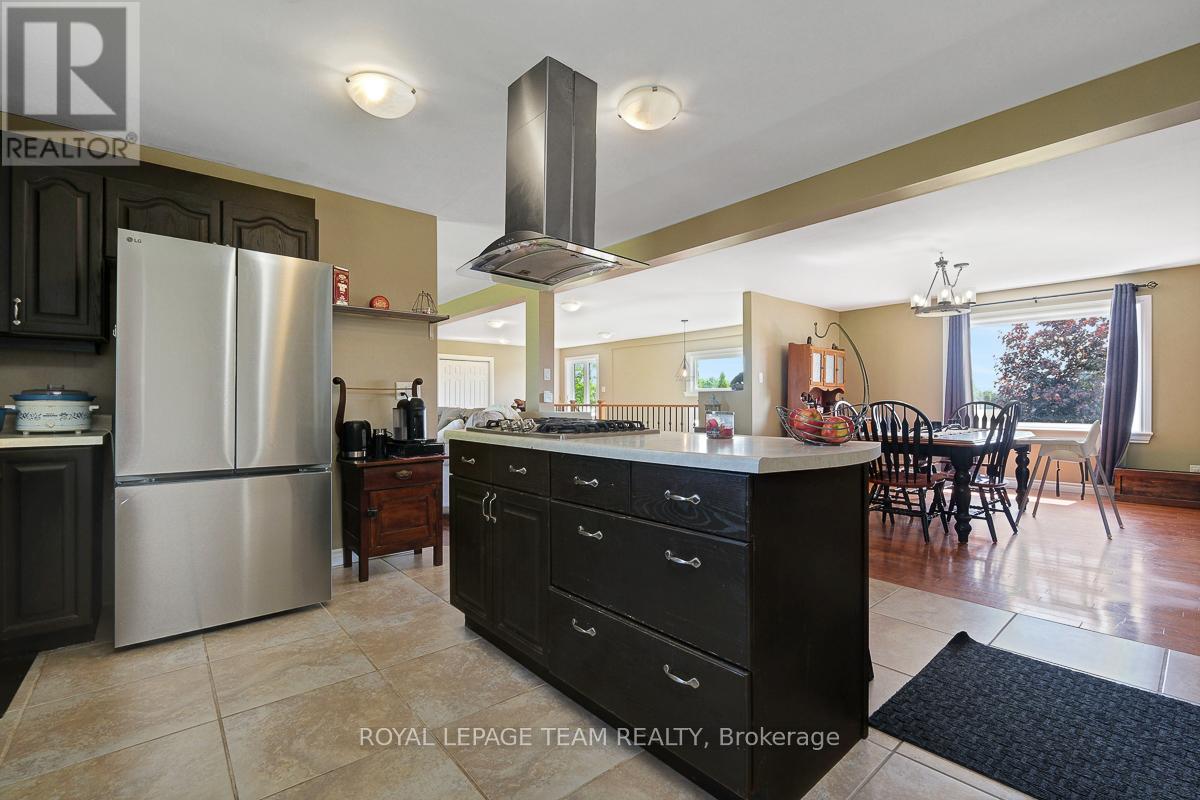 229 MAGEE ROAD - 13