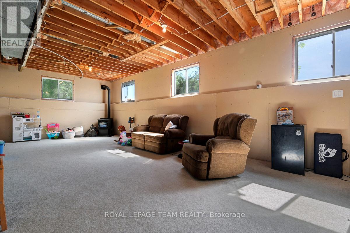 229 MAGEE ROAD - 22