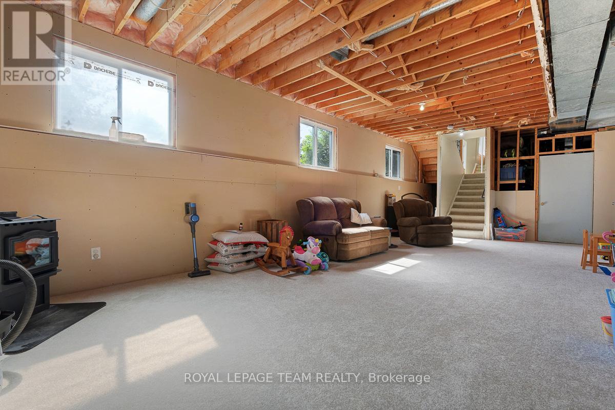 229 MAGEE ROAD - 24
