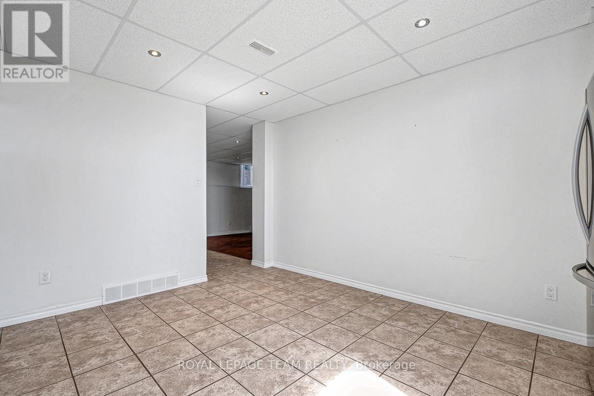 229 MAGEE ROAD - 32