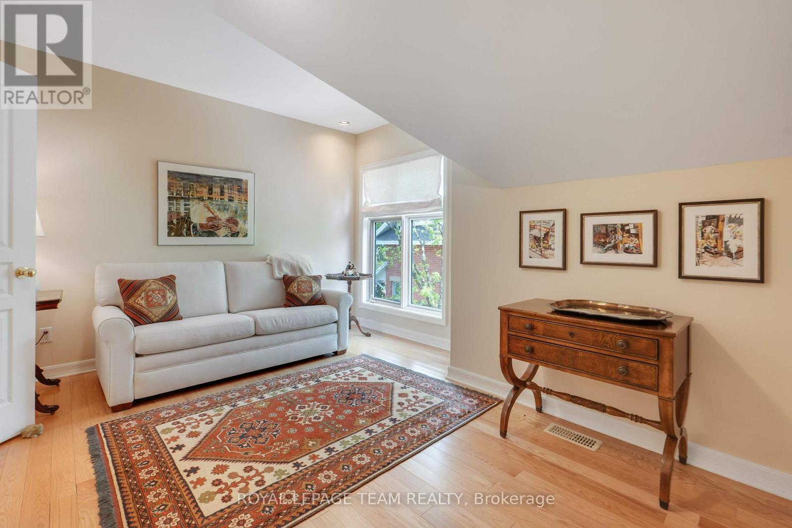 13 OAK PARK PRIVATE - 26