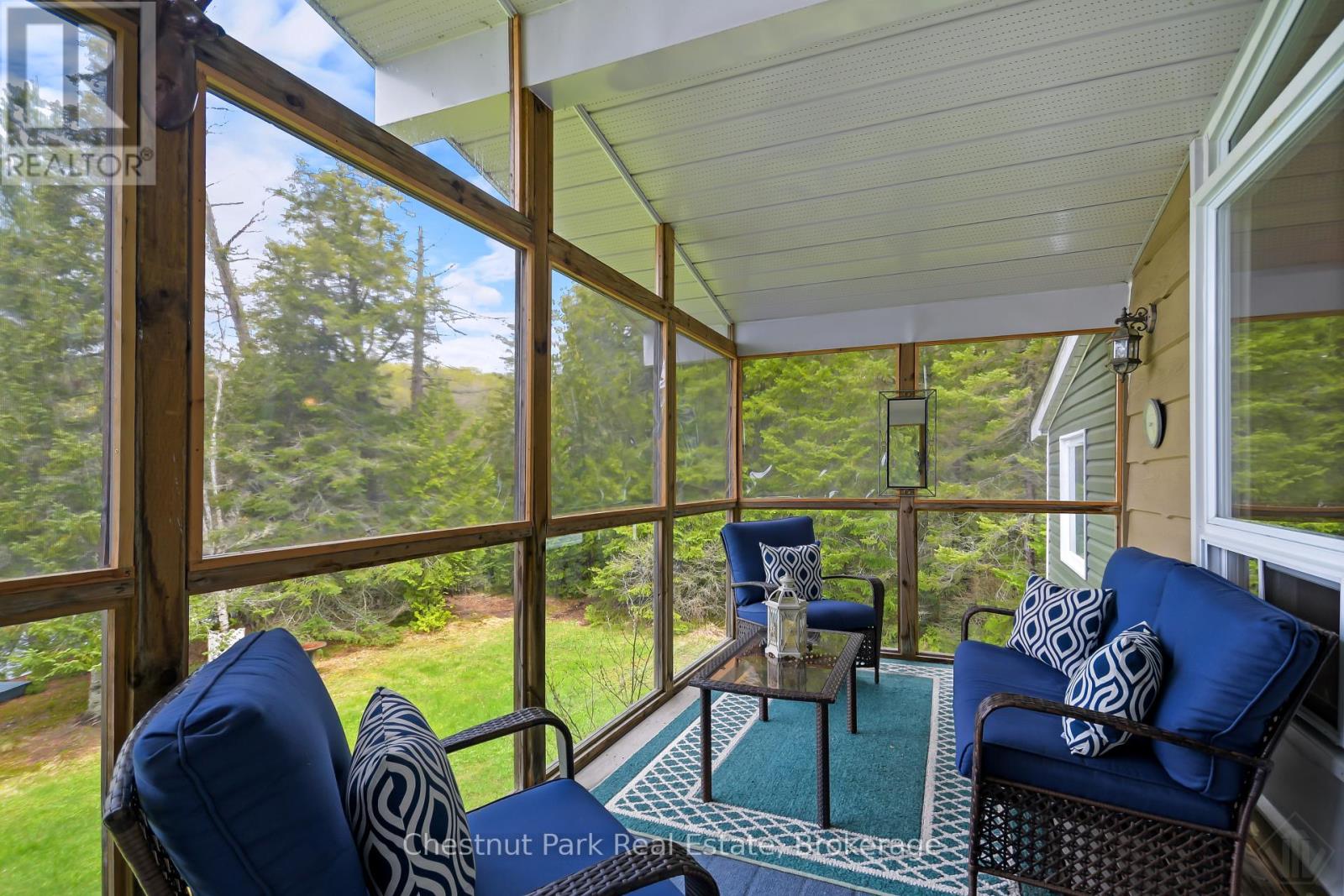 14 LAKEVIEW DRIVE - 25