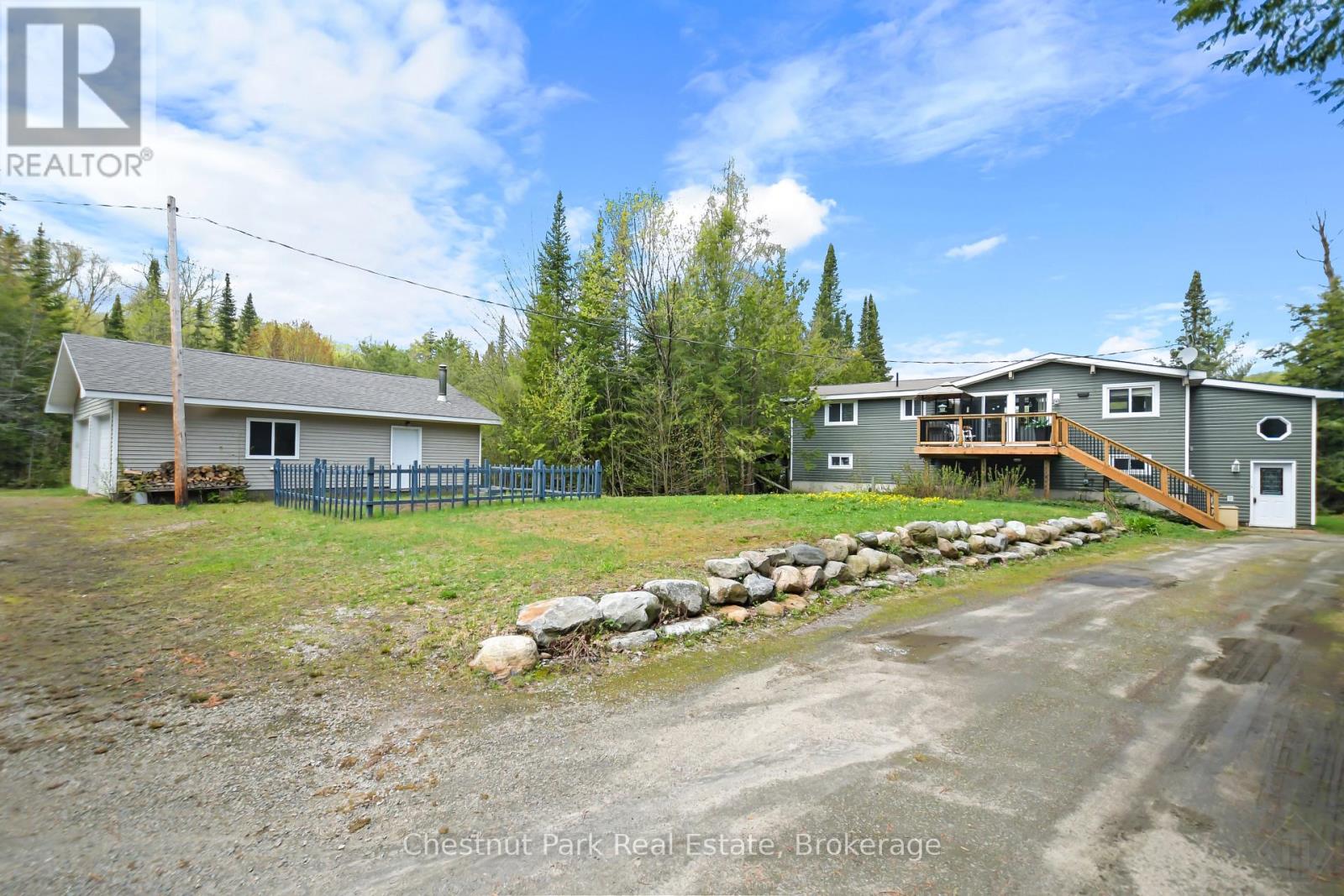 14 LAKEVIEW DRIVE - 39