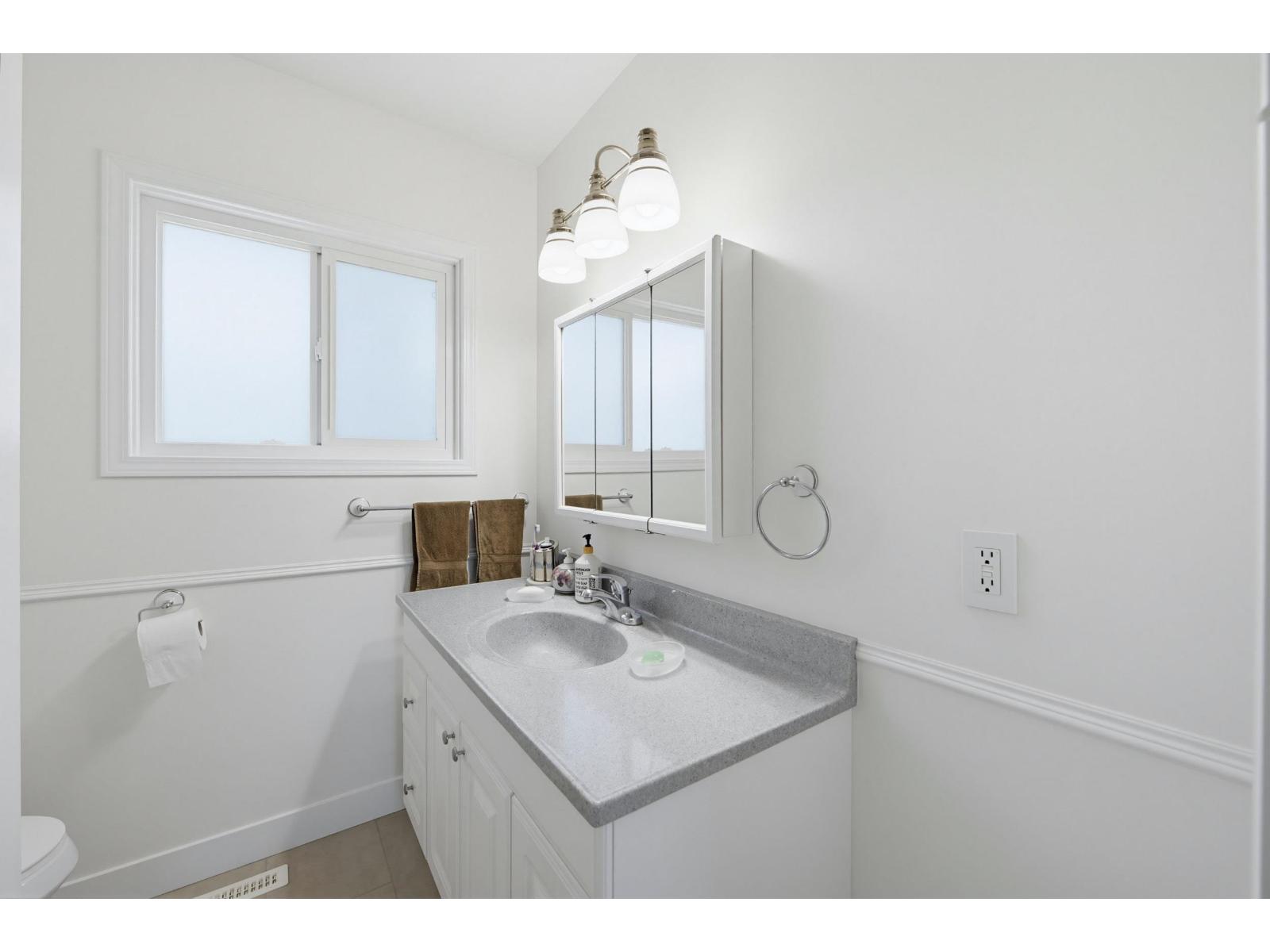 45271 BERNARD AVENUE, Chilliwack Proper West, Chilliwack