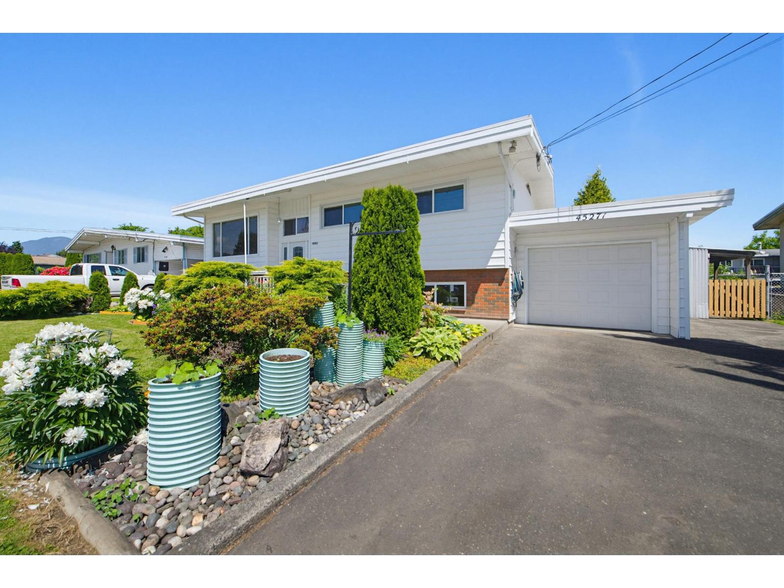 45271 BERNARD AVENUE, Chilliwack Proper West, Chilliwack