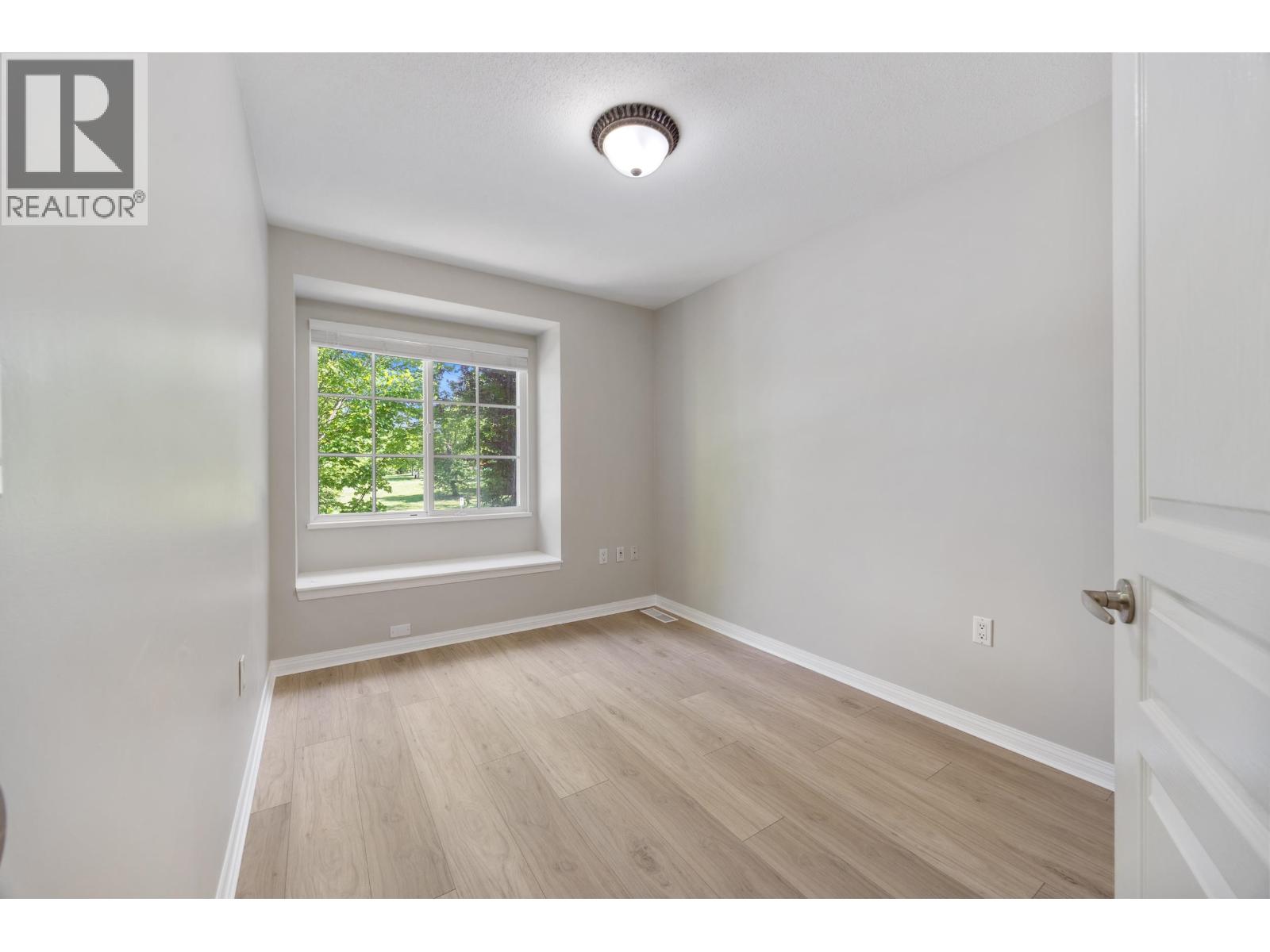 3299 BEAVERBROOK DRIVE, Burnaby