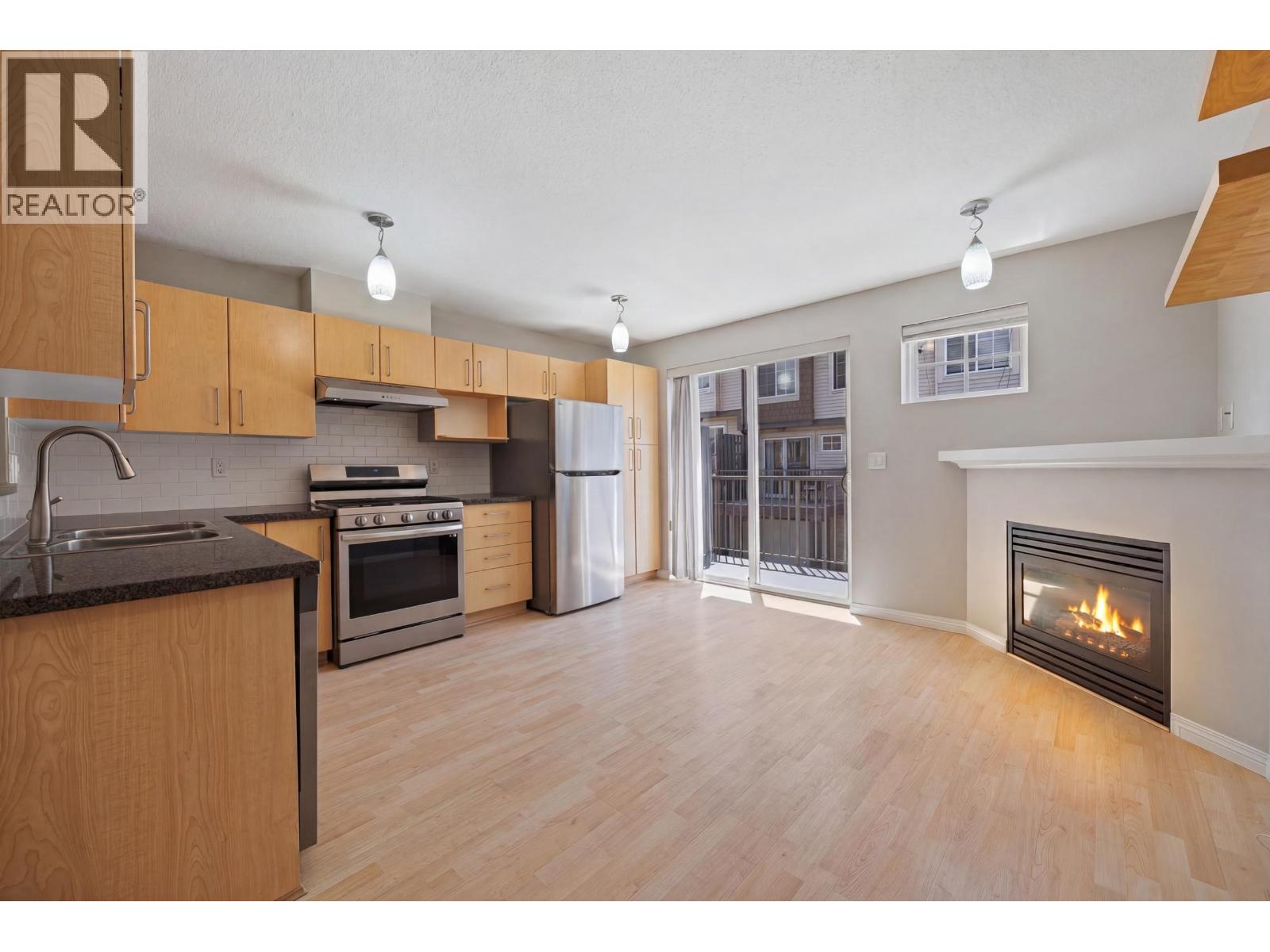 3299 BEAVERBROOK DRIVE, Burnaby