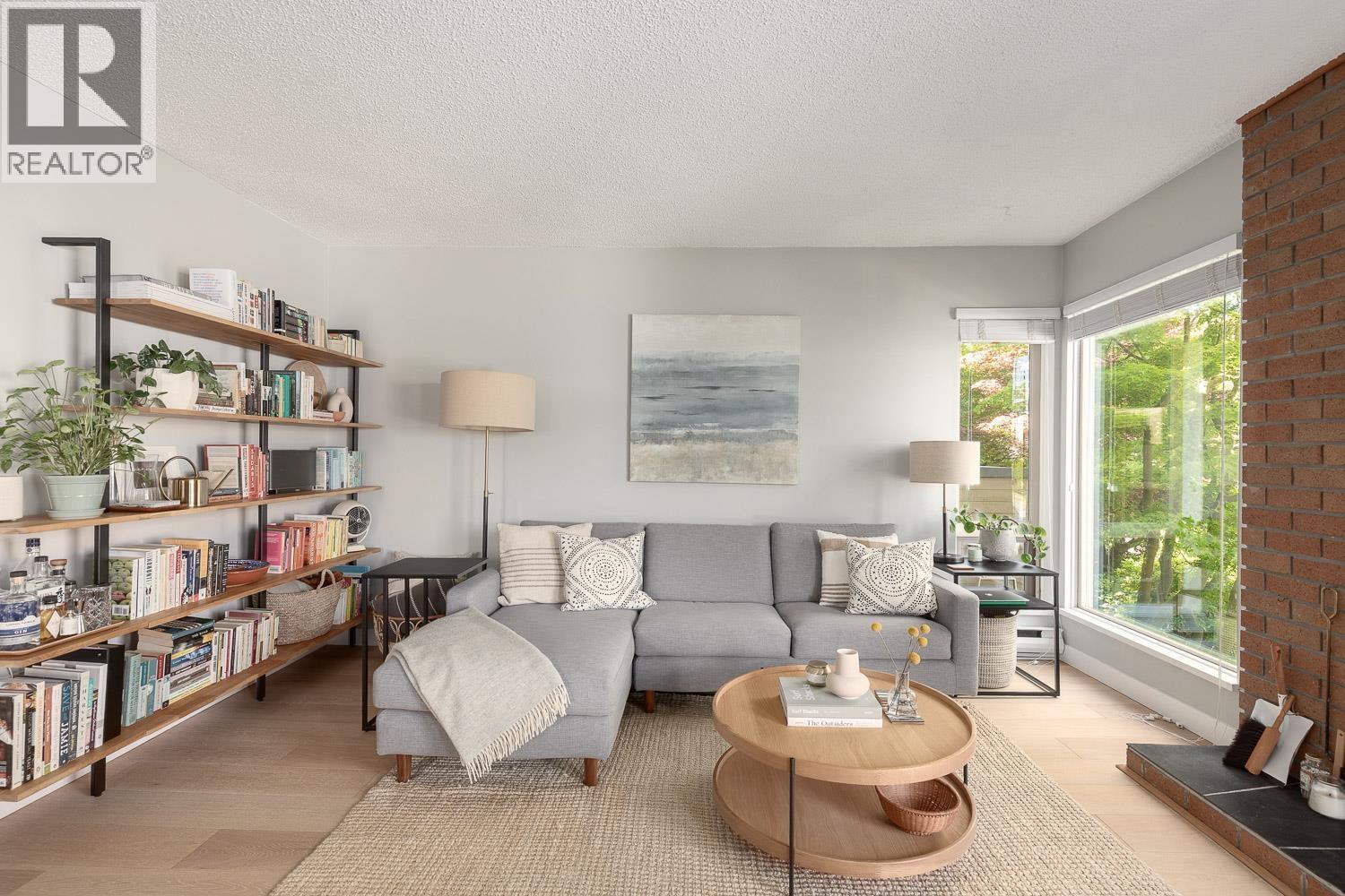 206 1260 W 10TH AVENUE, Vancouver