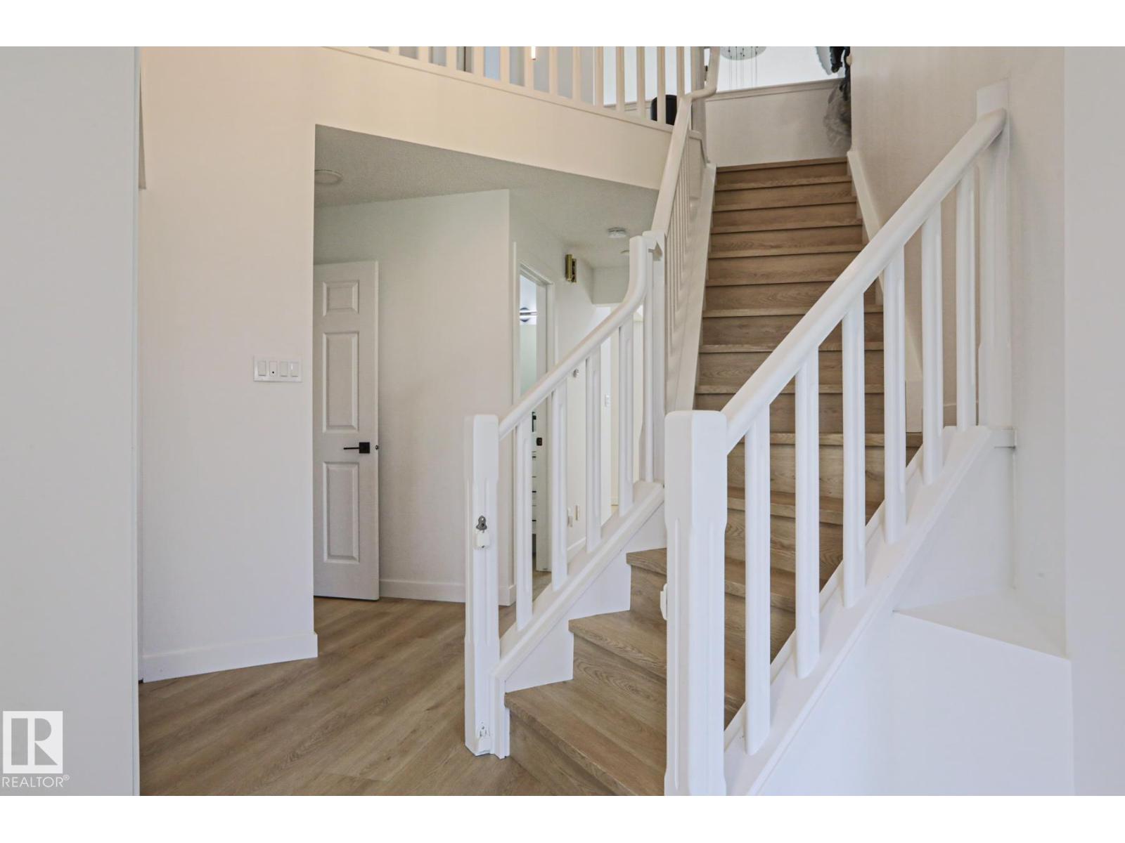11347 10 AV NW - 15