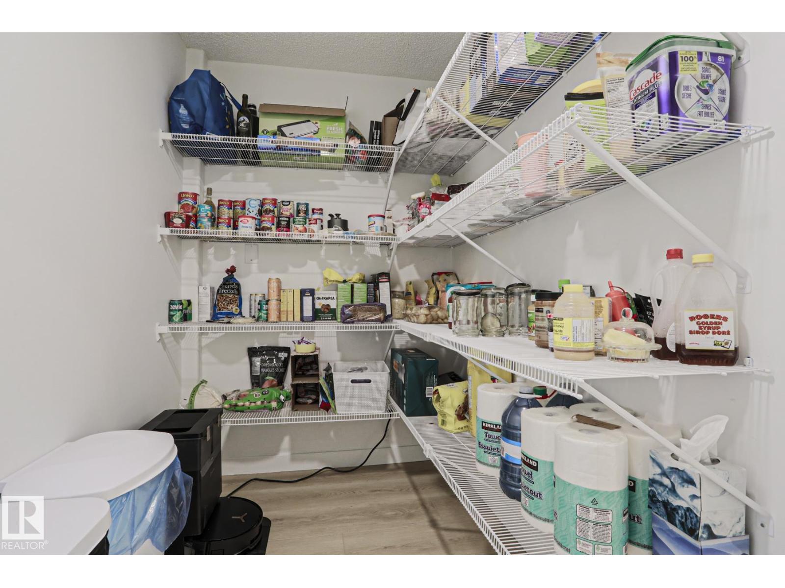 11347 10 AV NW - 9