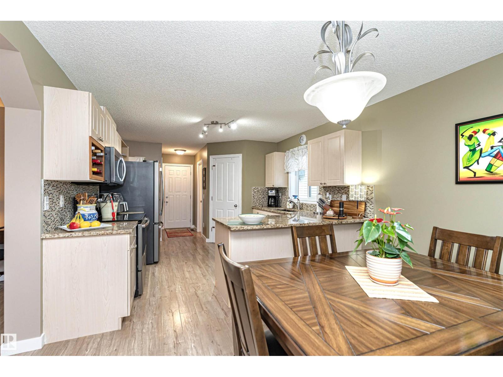 184 Lakeland Dr - 13