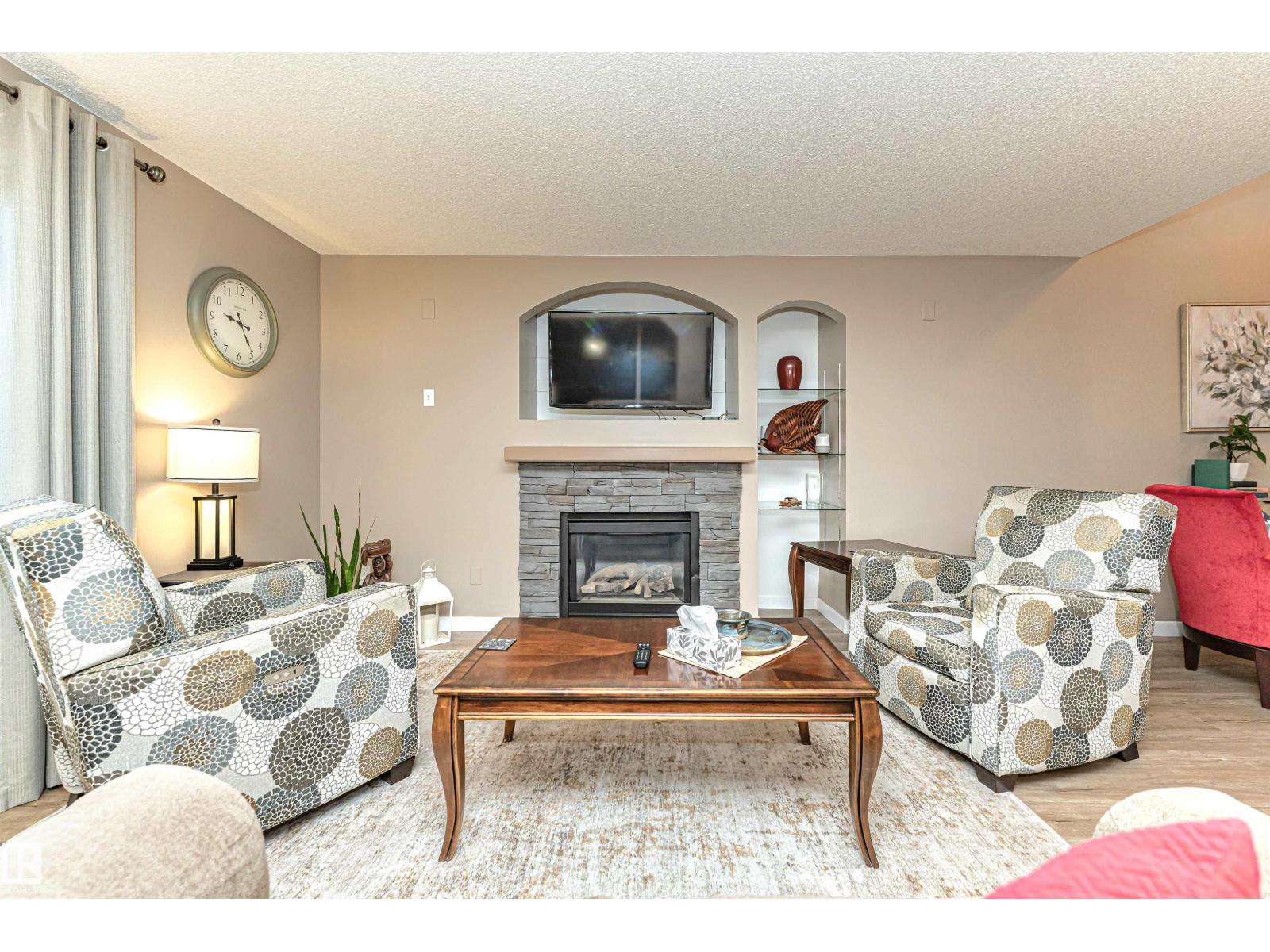 184 Lakeland Dr - 19