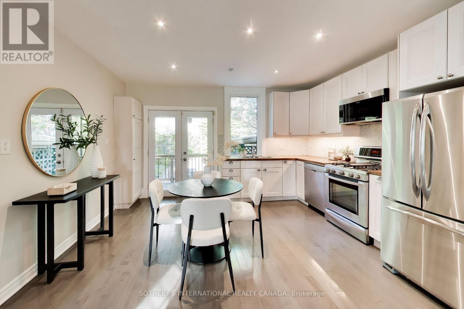 159 GLENMOUNT PARK ROAD - 8