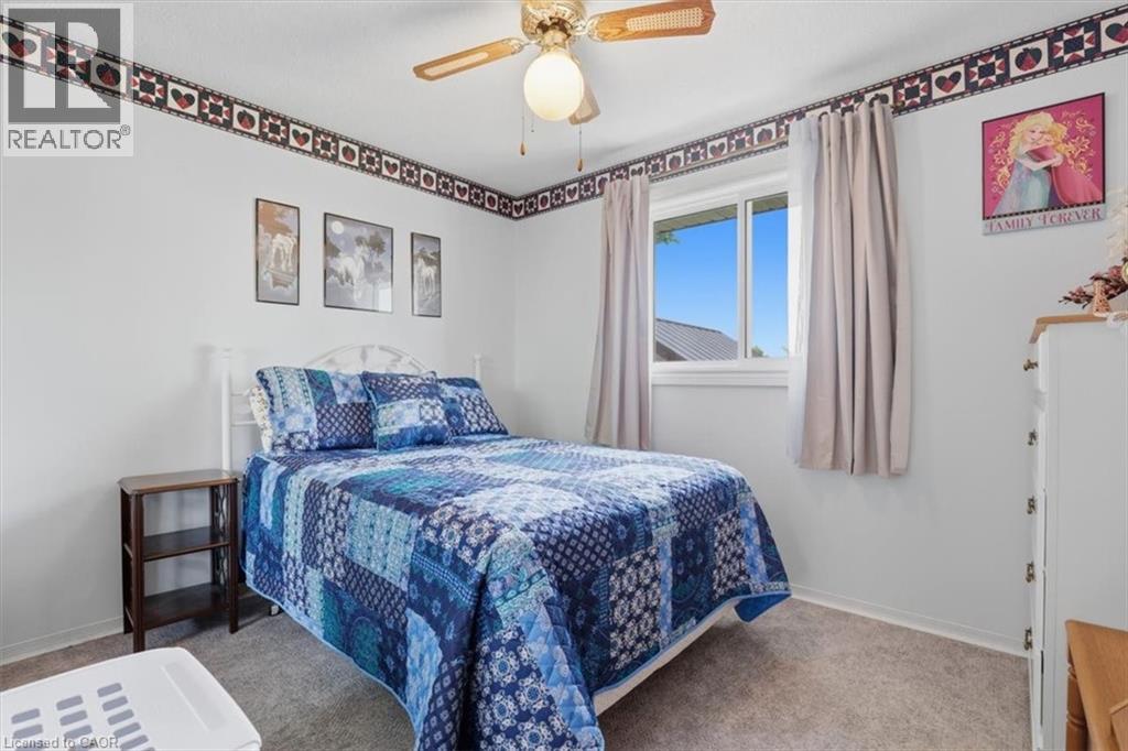 43 MCILWRAITH Crescent - 15