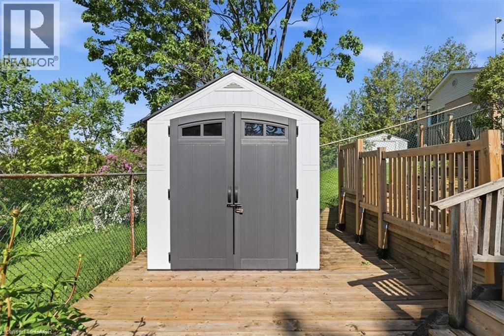 43 MCILWRAITH Crescent - 28