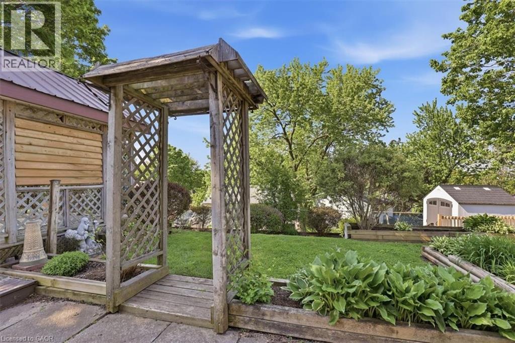 43 MCILWRAITH Crescent - 26