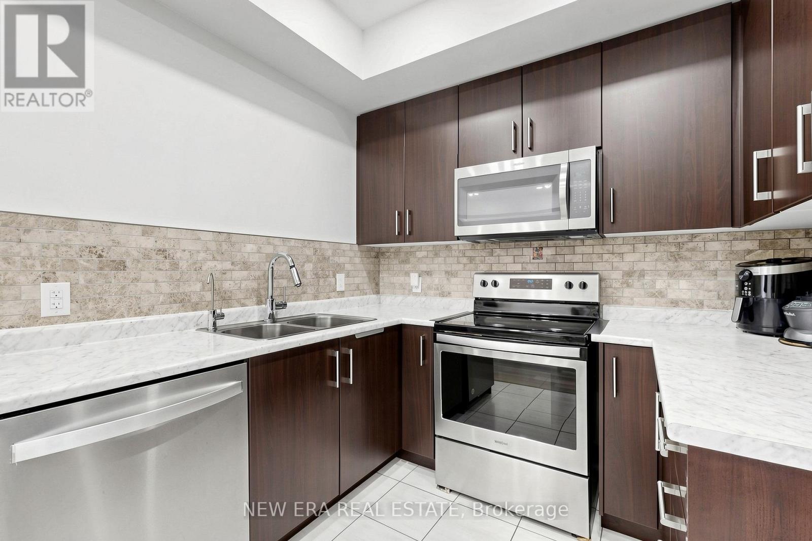#216 3865 MAJOR MACKENZIE DRIVE W - 9