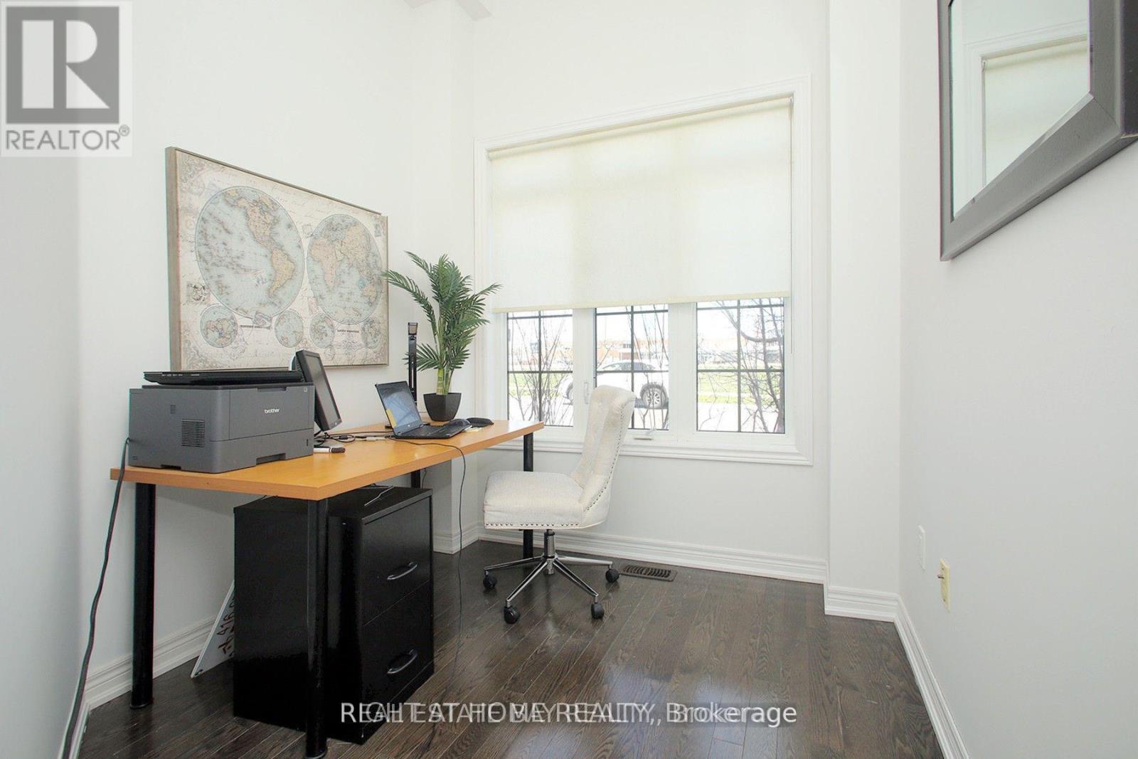 25 SIBELLA WAY - 18