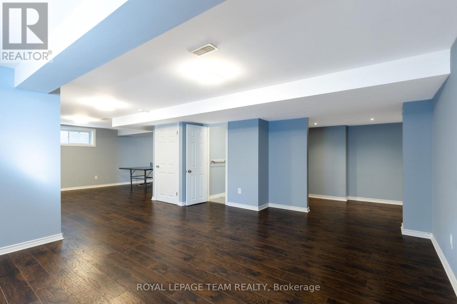 104 PANISSET AVENUE - 43
