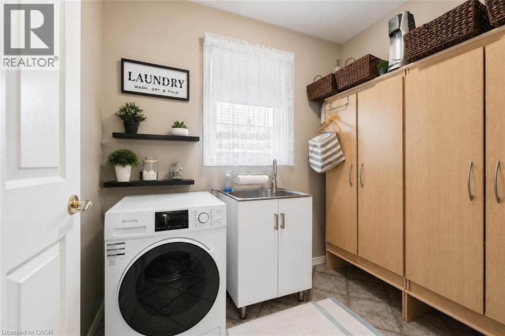 24 PINE RIDGE Drive - 11