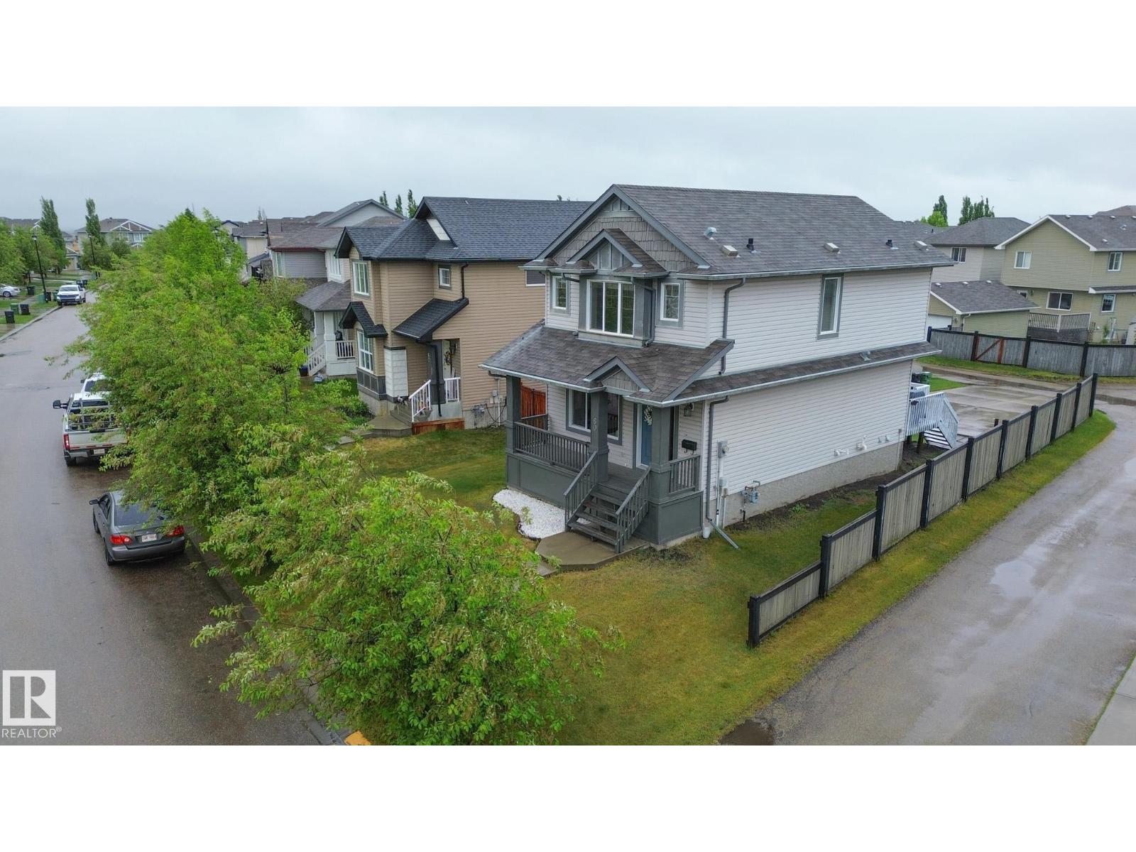 60 KEYSTONE CR — photo 38