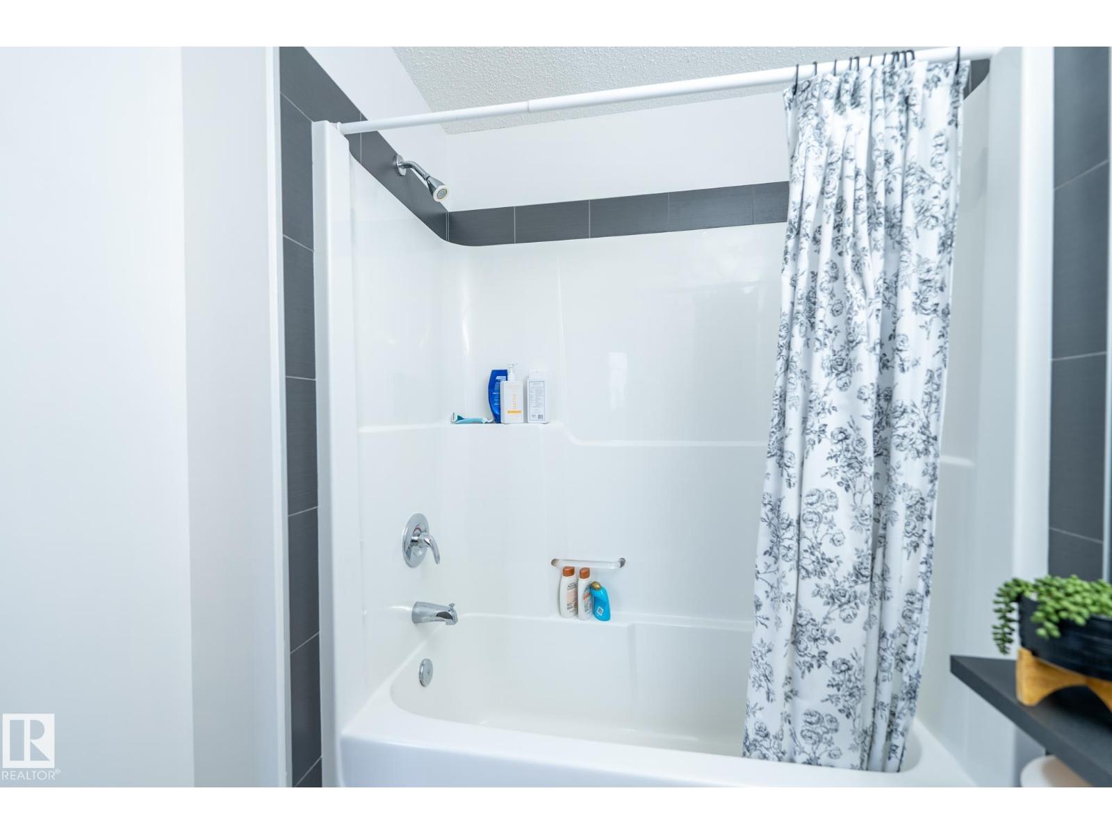 60 KEYSTONE CR — photo 24
