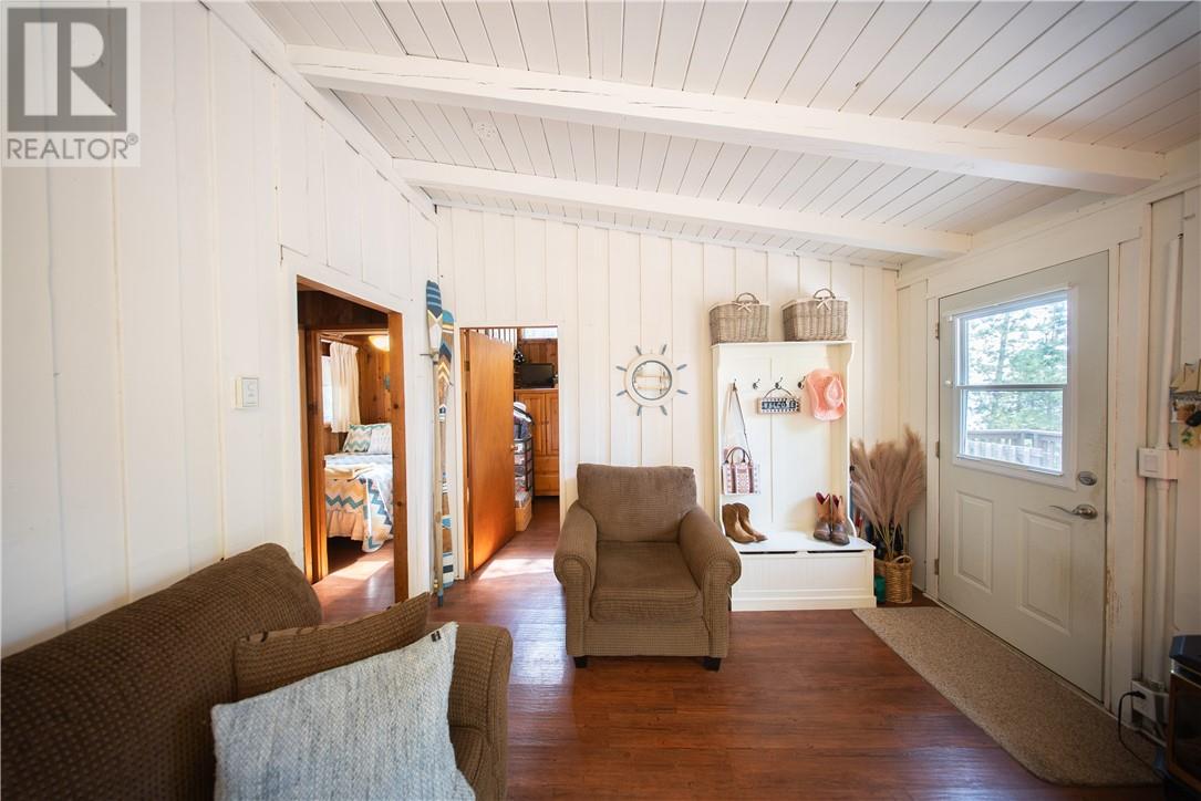 75 Dumart Road - 13