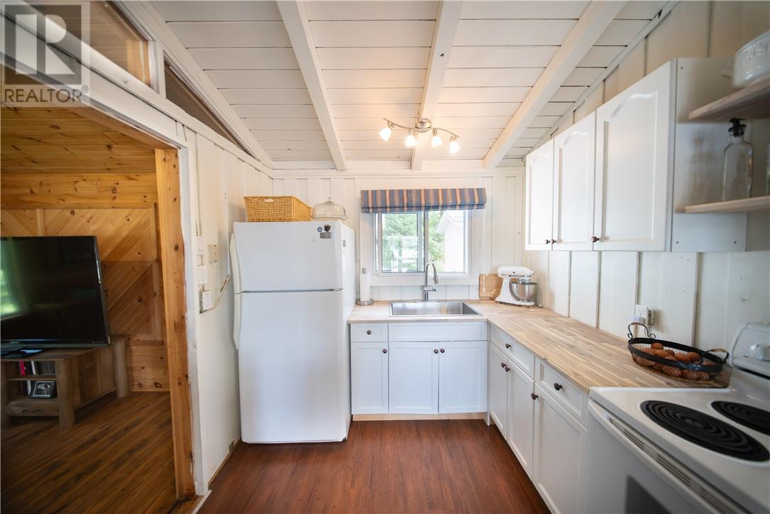 75 Dumart Road - 6