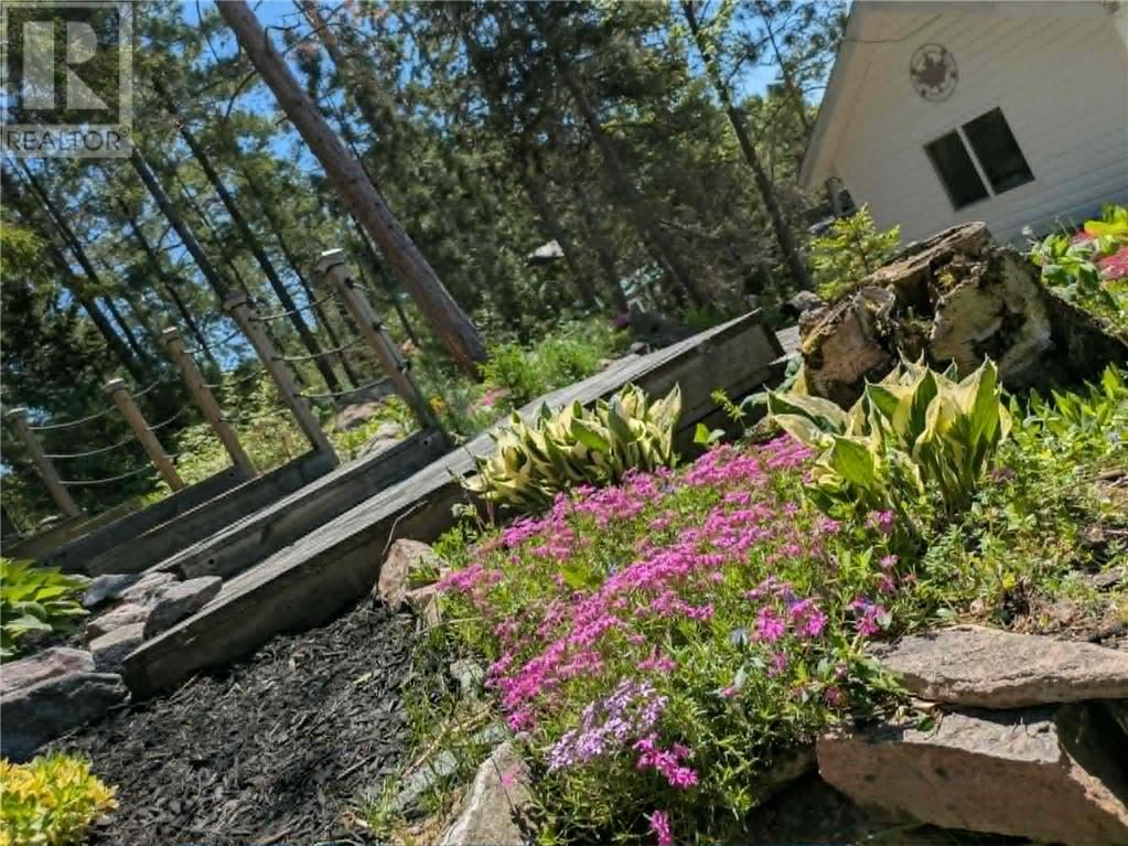 75 Dumart Road - 62