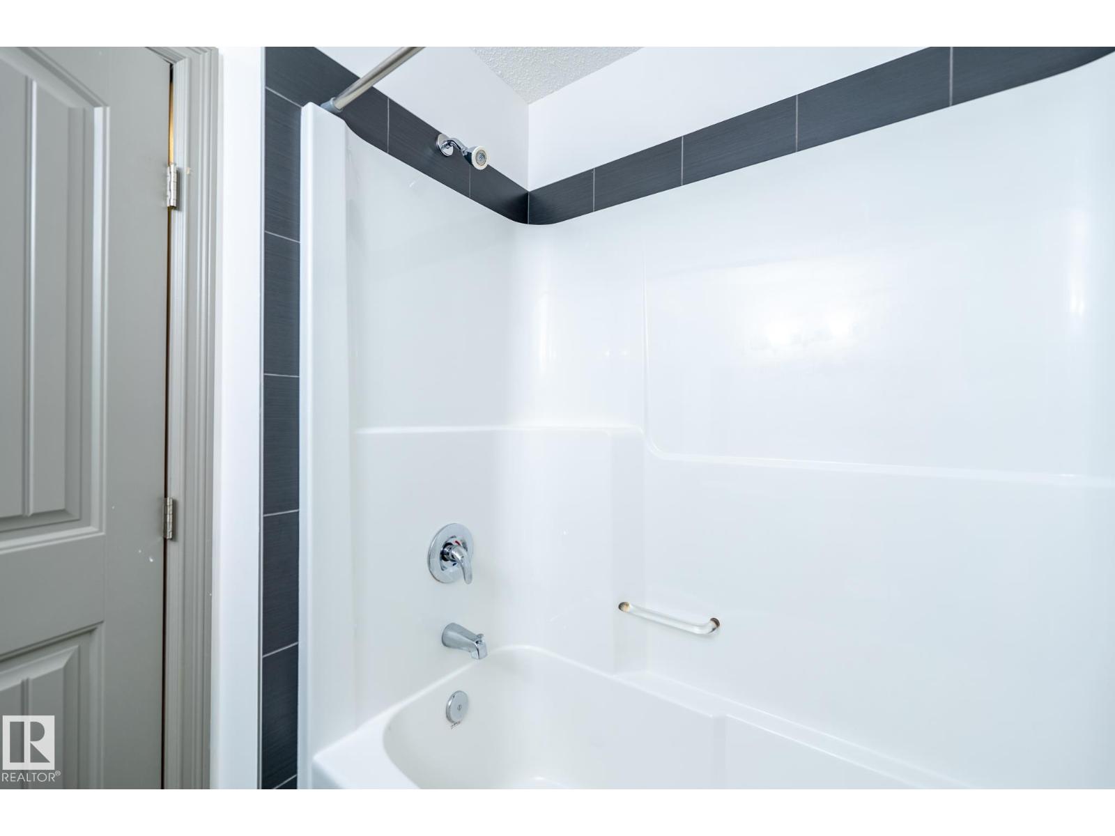 60 KEYSTONE CR — photo 27