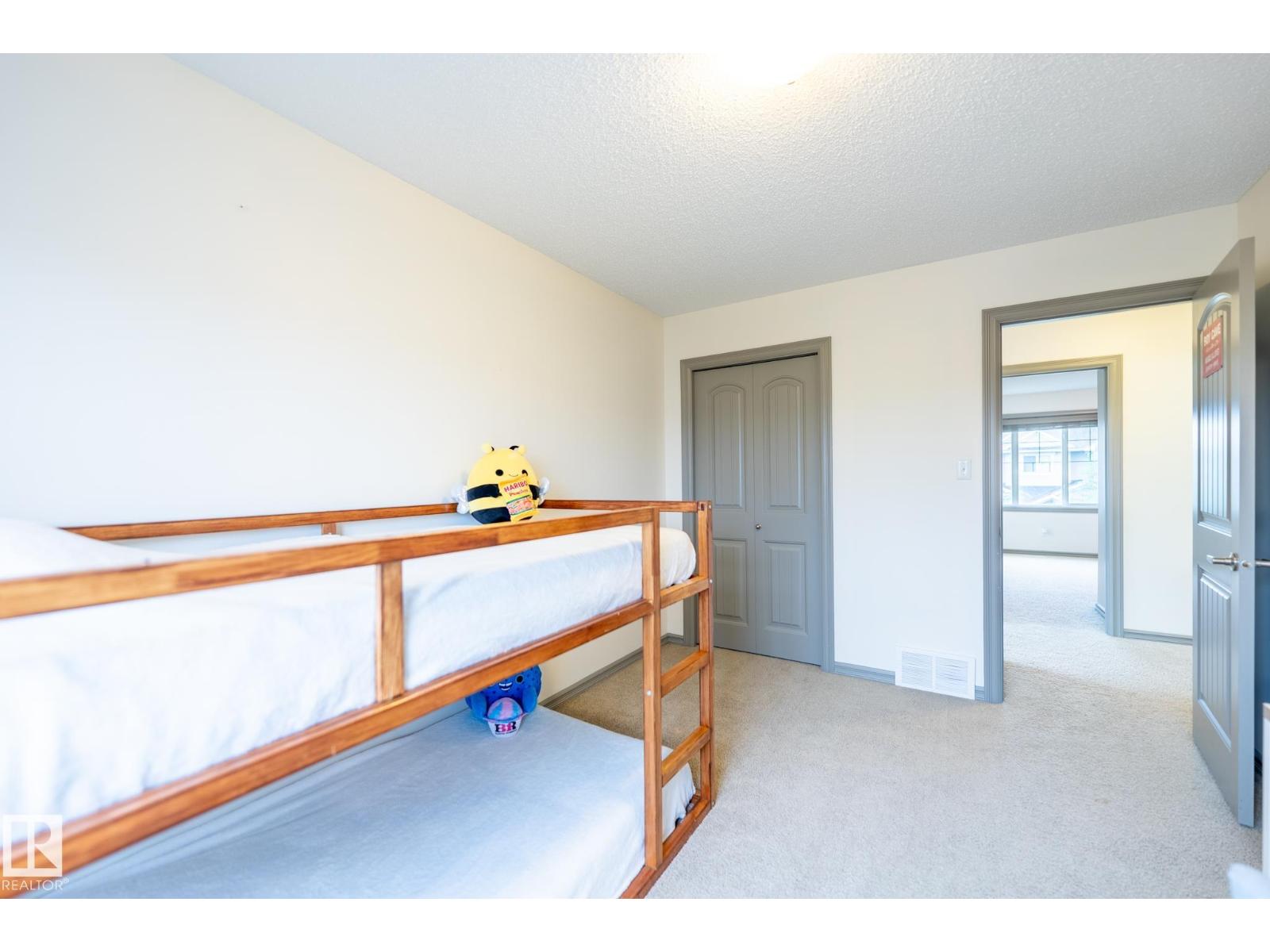 60 KEYSTONE CR — photo 29
