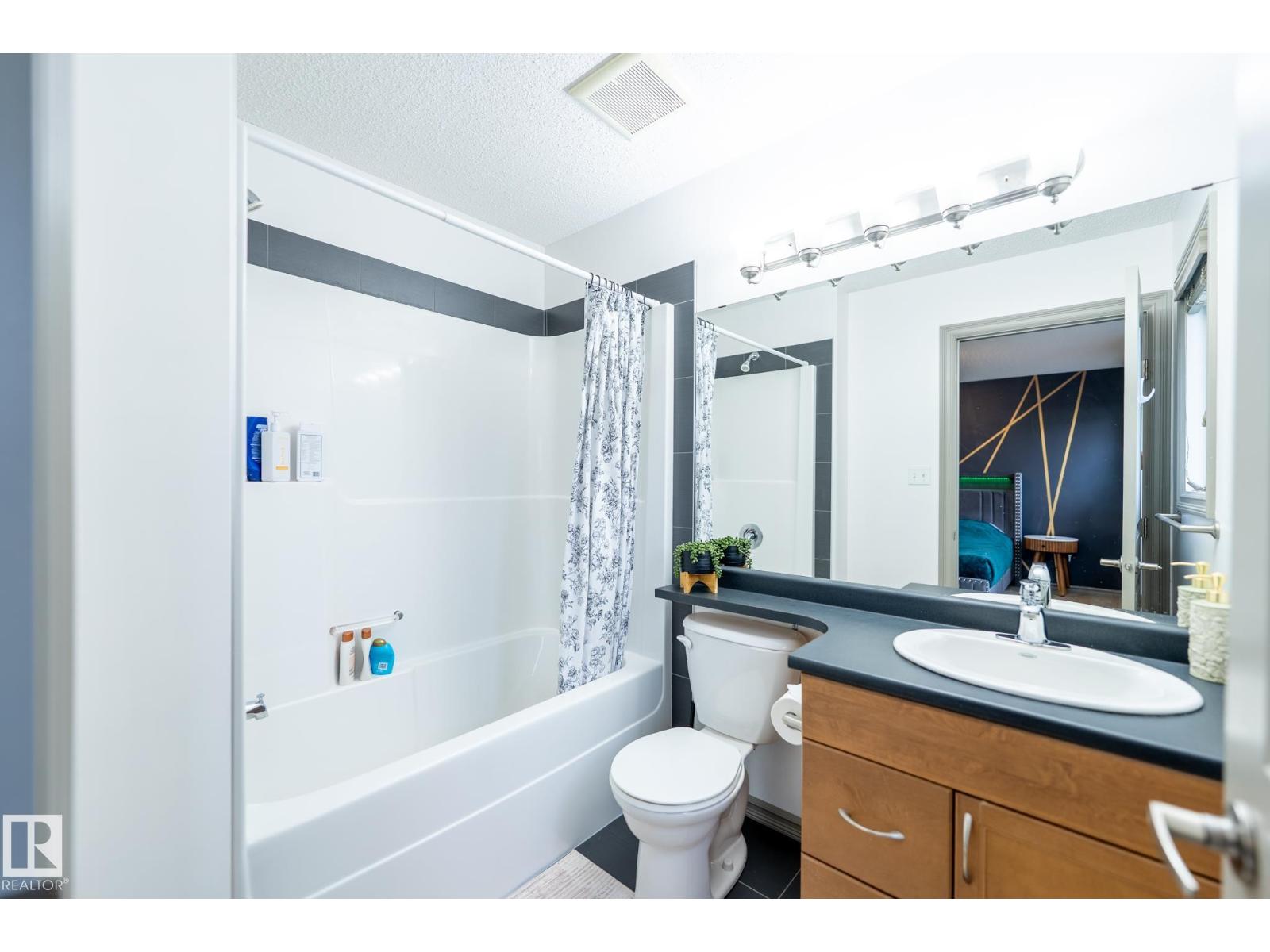 60 KEYSTONE CR — photo 23