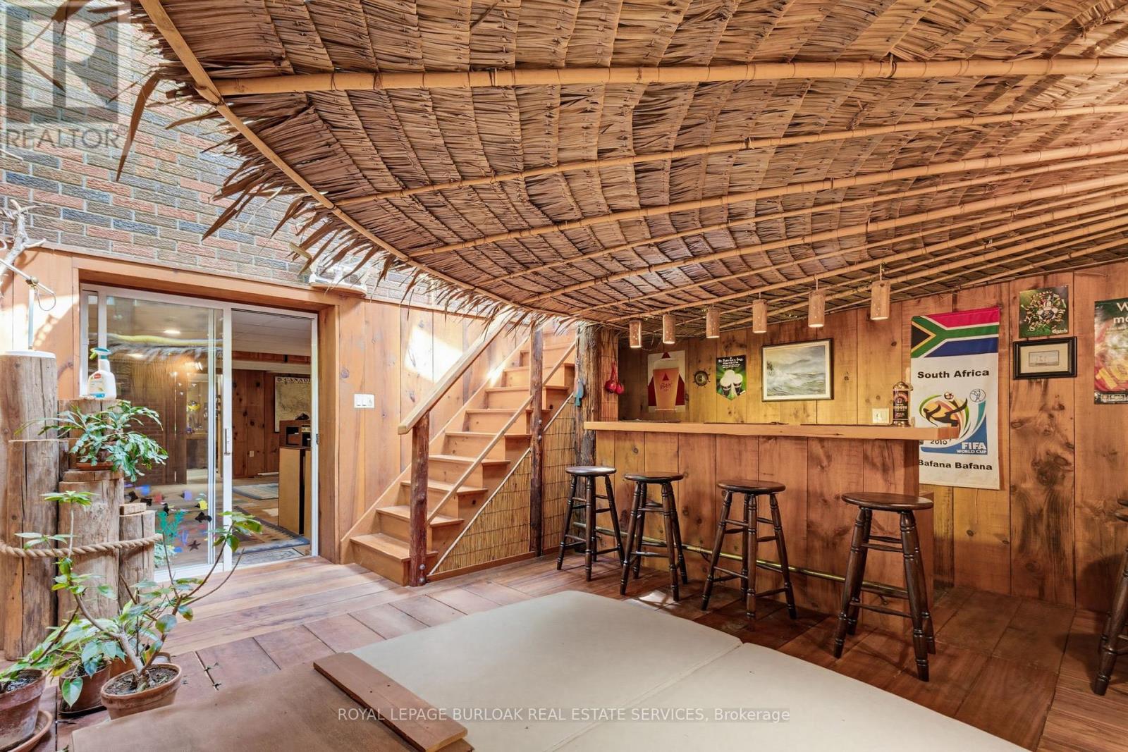 1265 BRITANNIA ROAD - 29