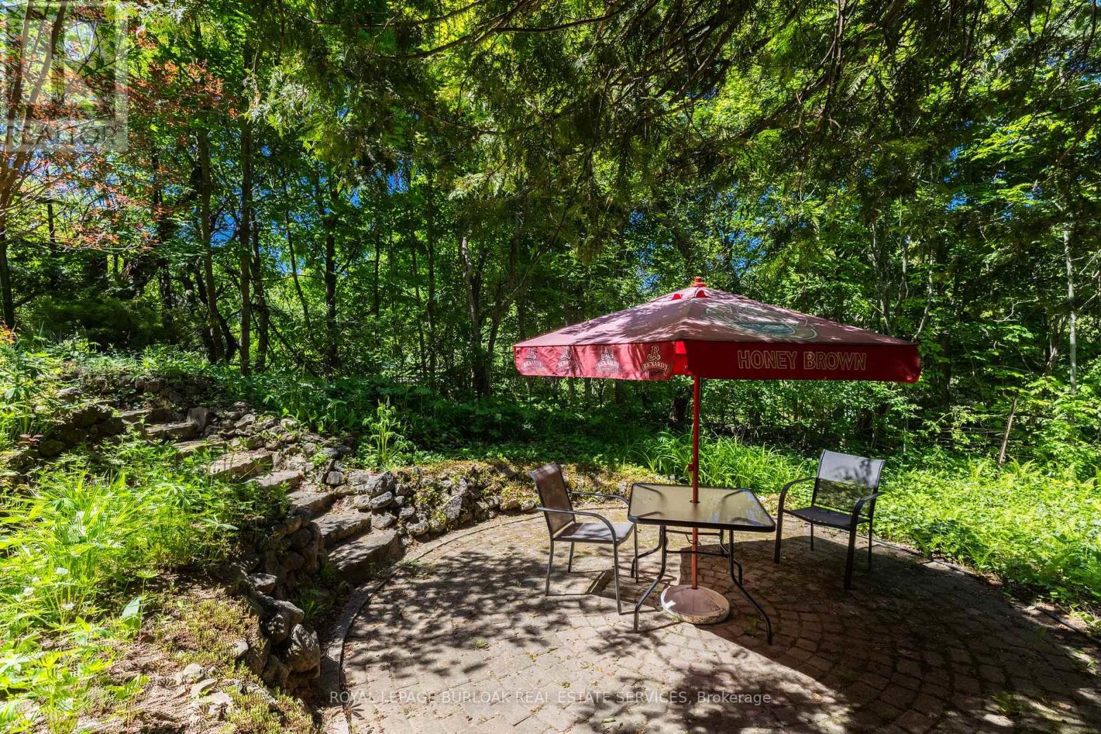 1265 BRITANNIA ROAD - 32