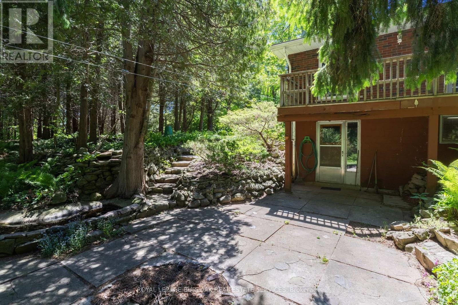 1265 BRITANNIA ROAD - 38