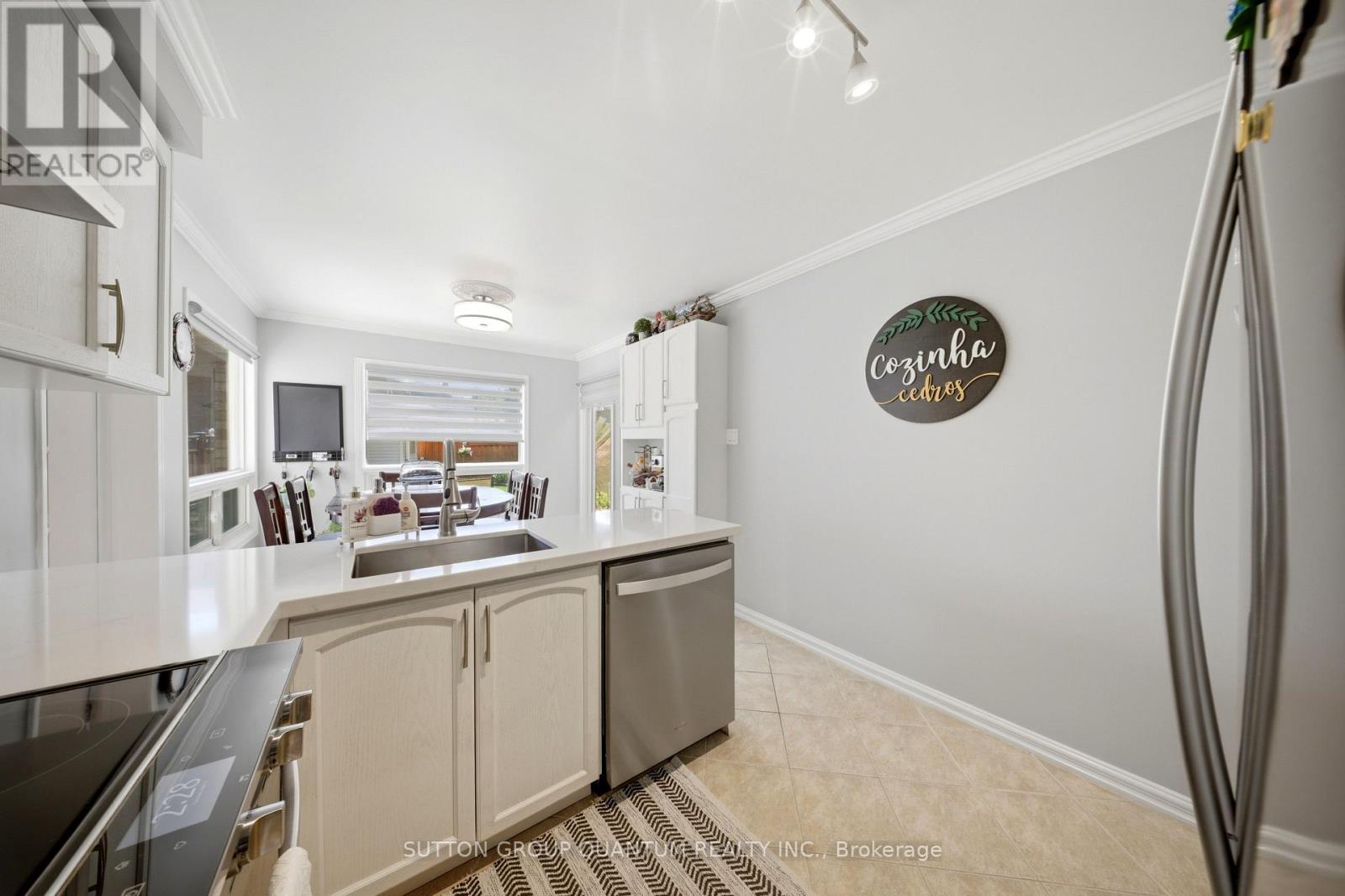 276 LECH WALESA DRIVE - 13