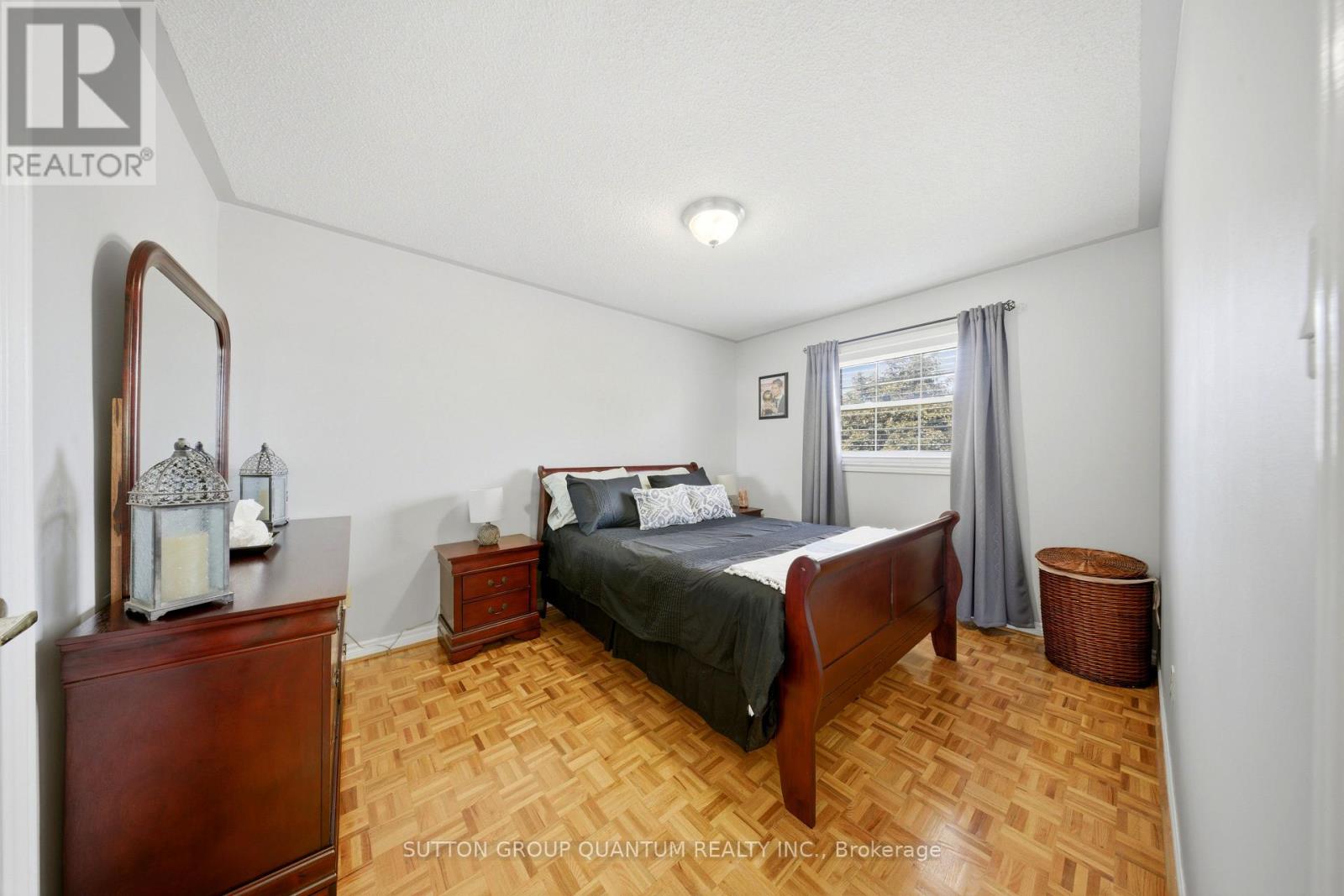 276 LECH WALESA DRIVE - 23