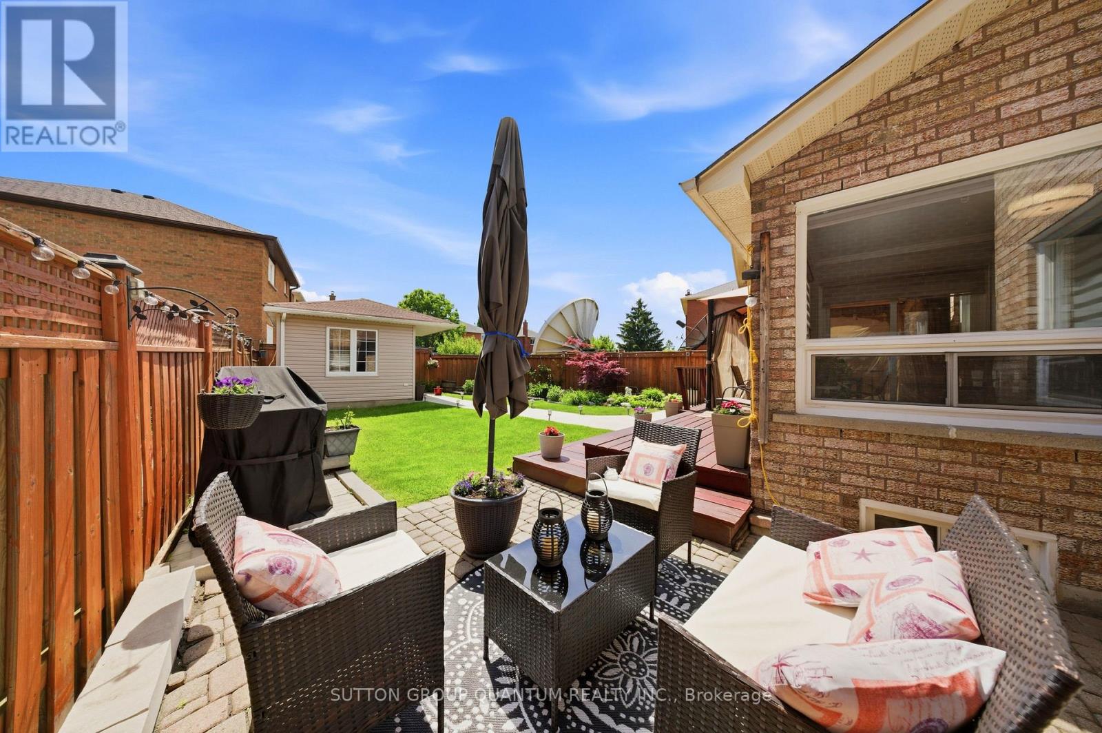 276 LECH WALESA DRIVE - 43